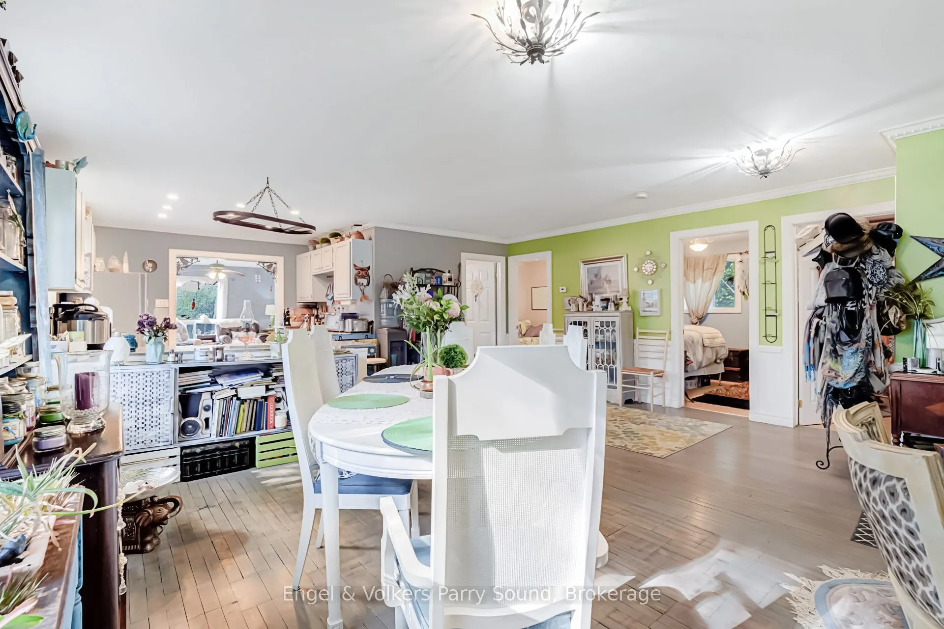 34 Gordon Point Road