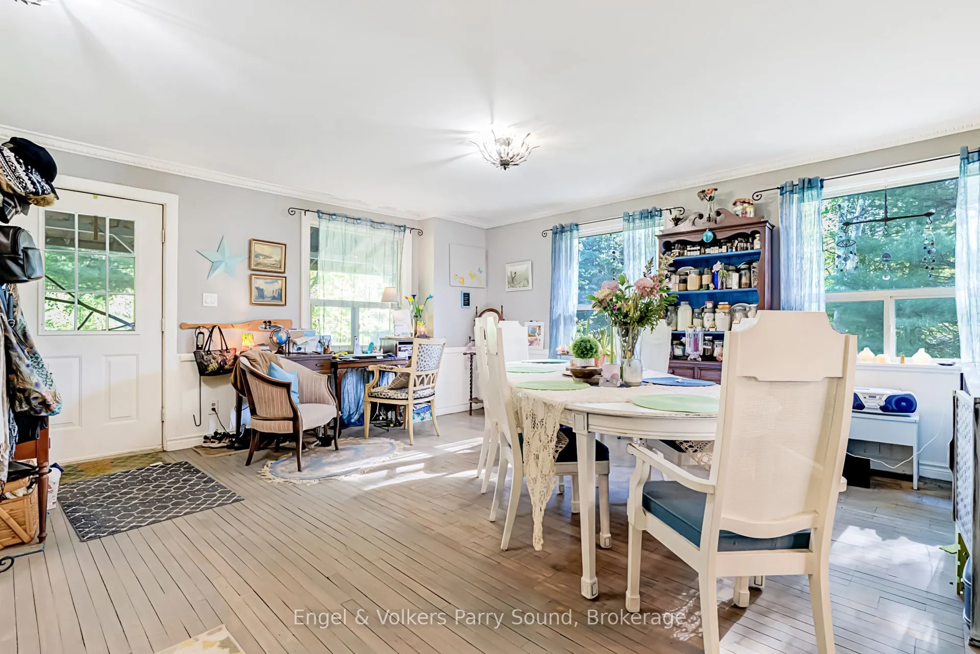 34 Gordon Point Road