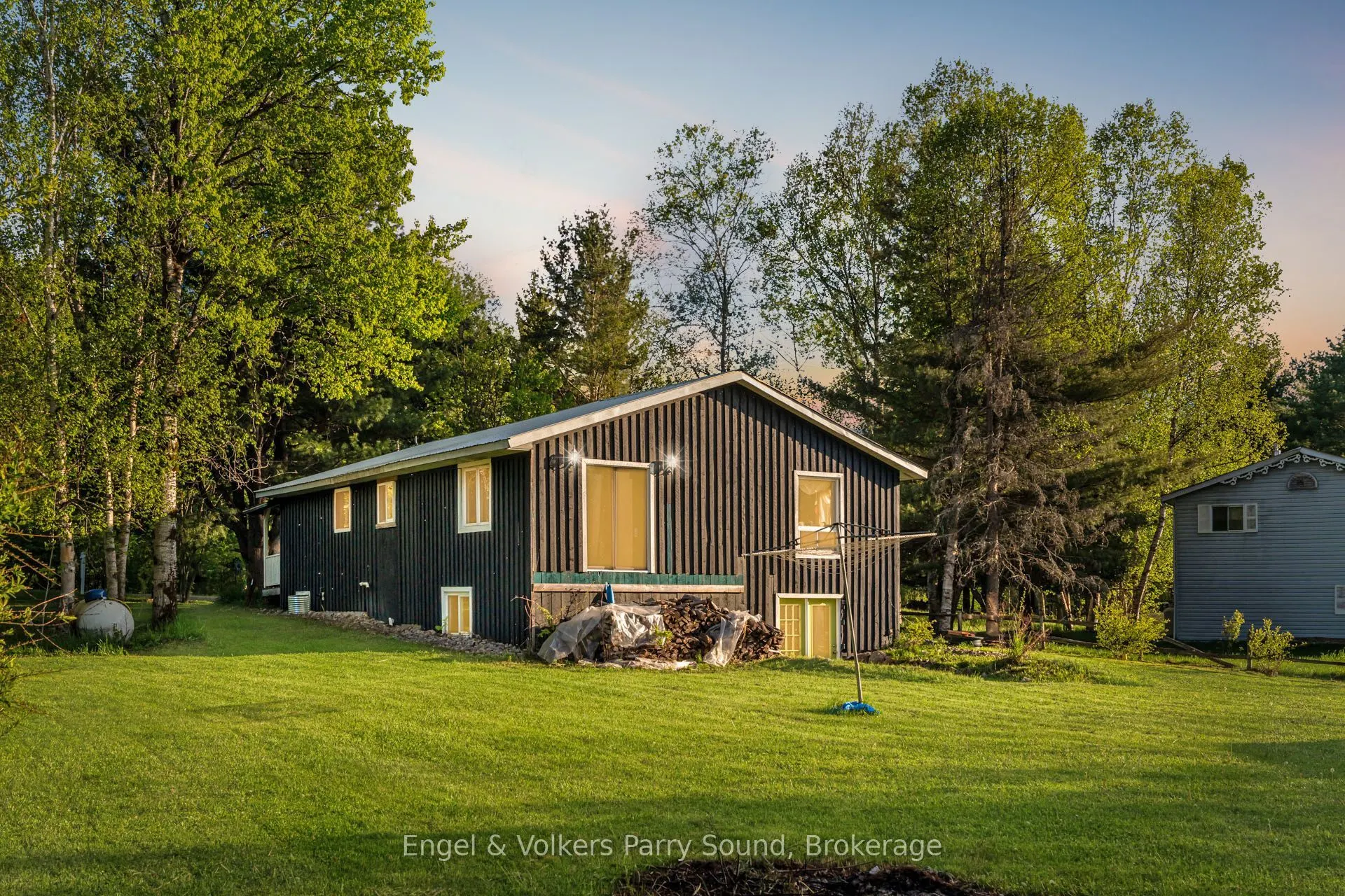 34 Gordon Point Road