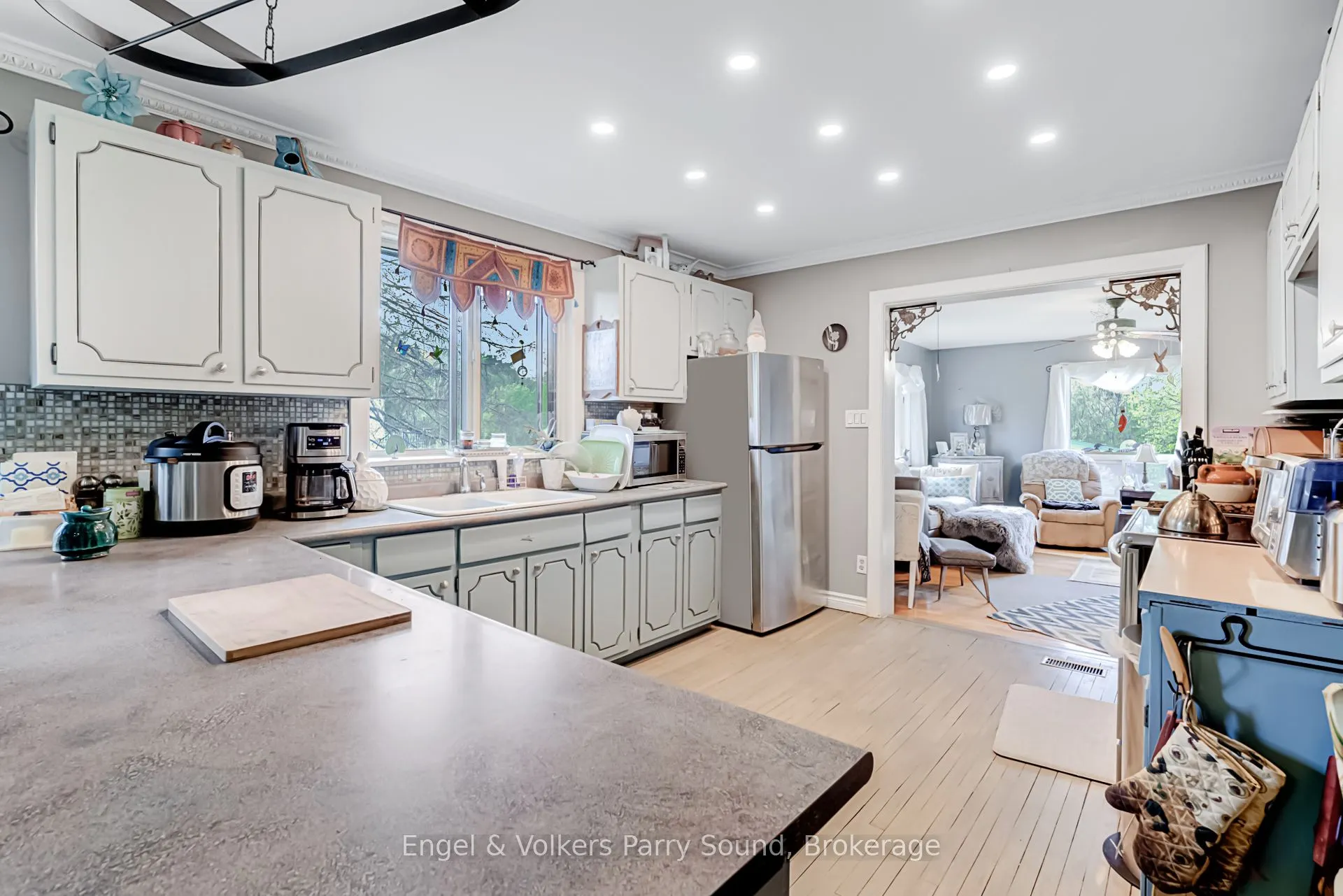 34 Gordon Point Road