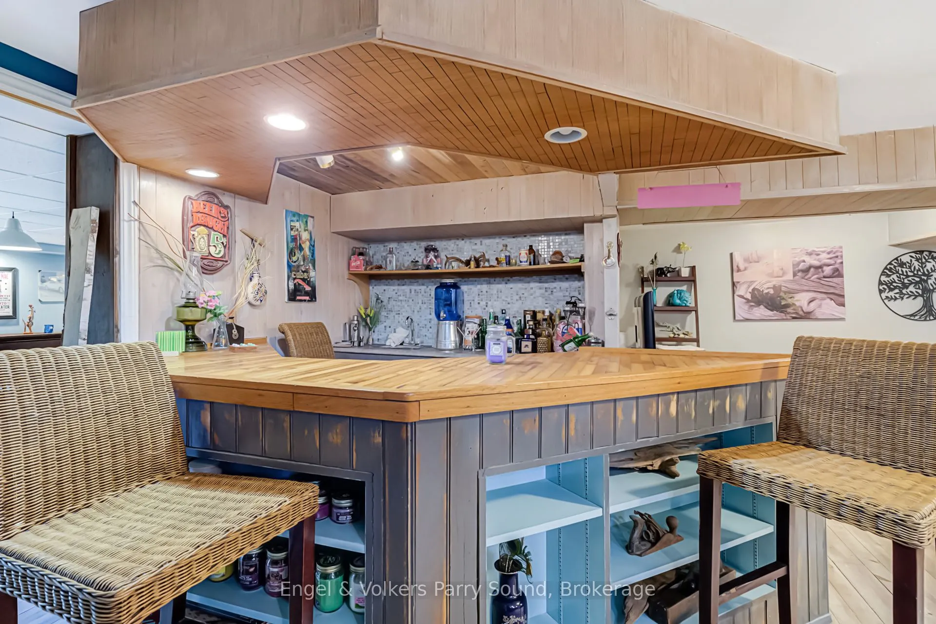 34 Gordon Point Road