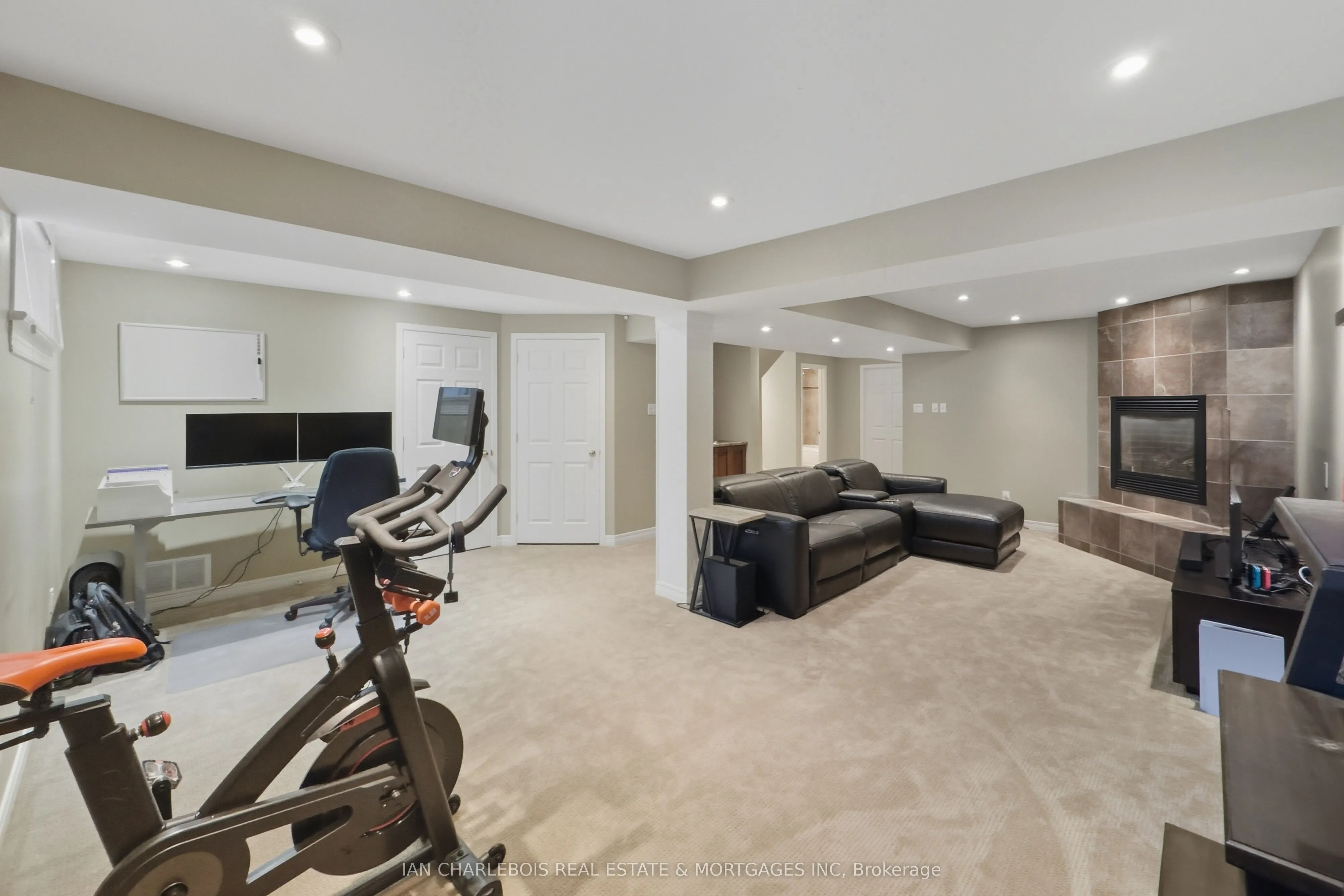 42 Bellingham Place