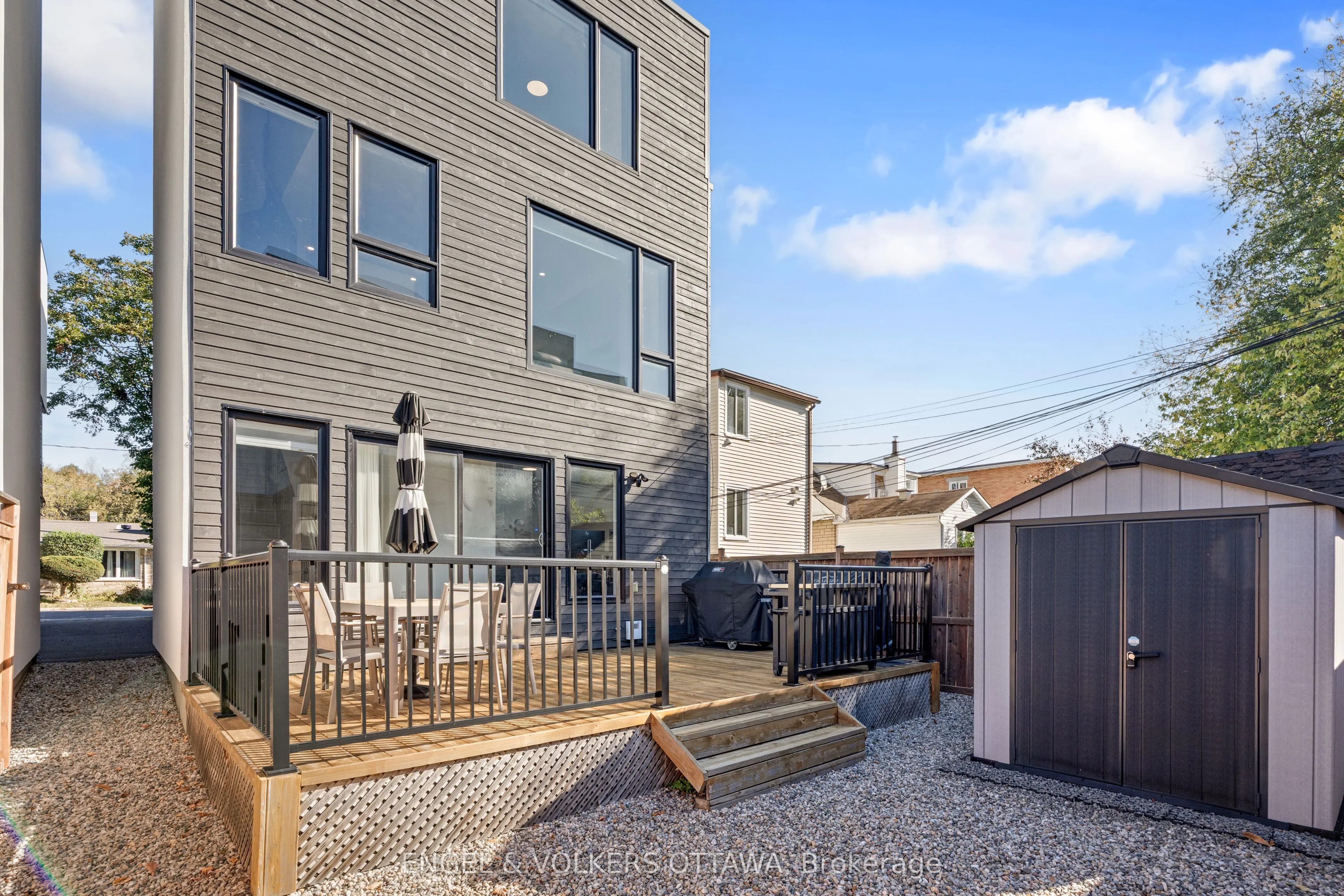 68 Jolliet Avenue