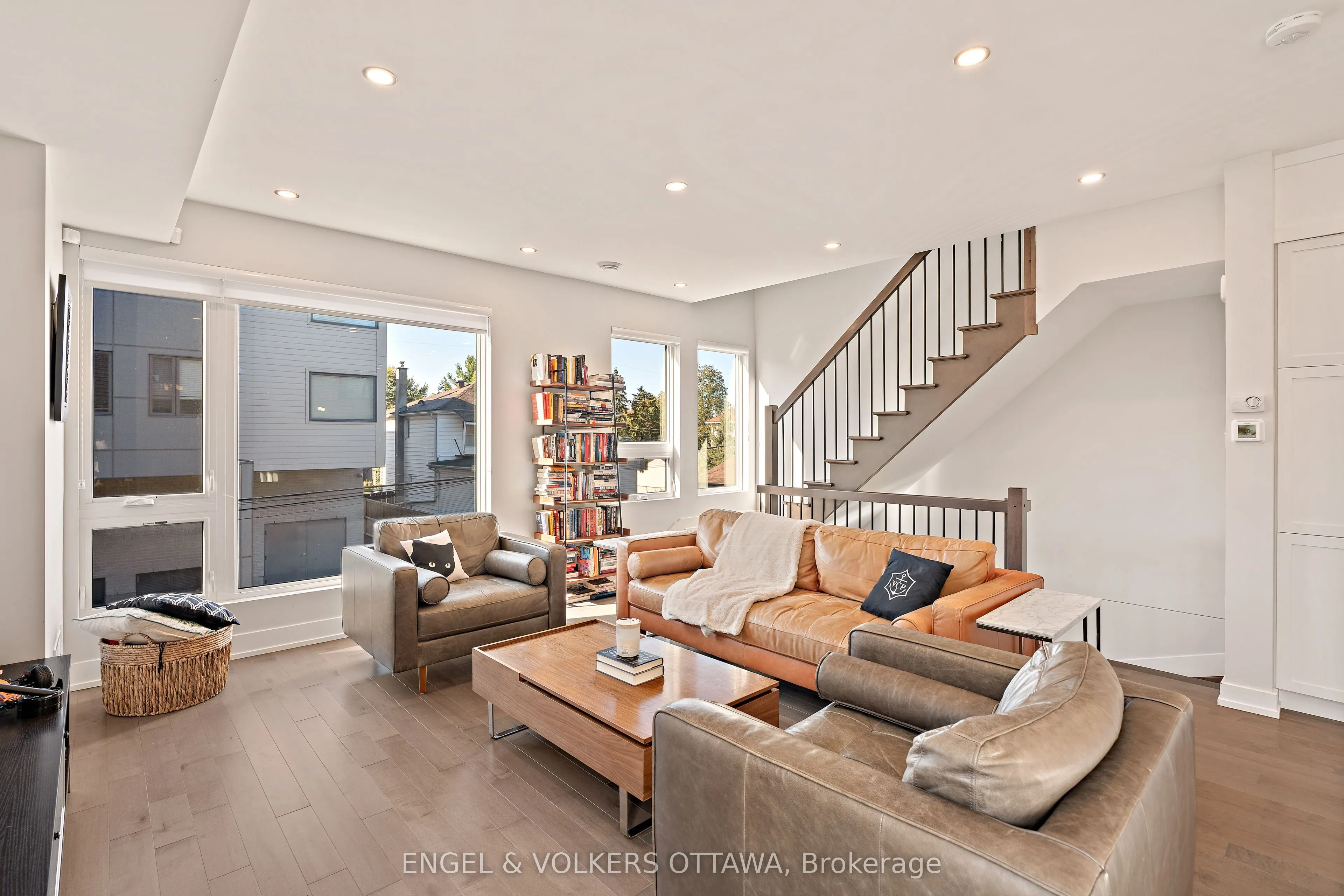 68 Jolliet Avenue