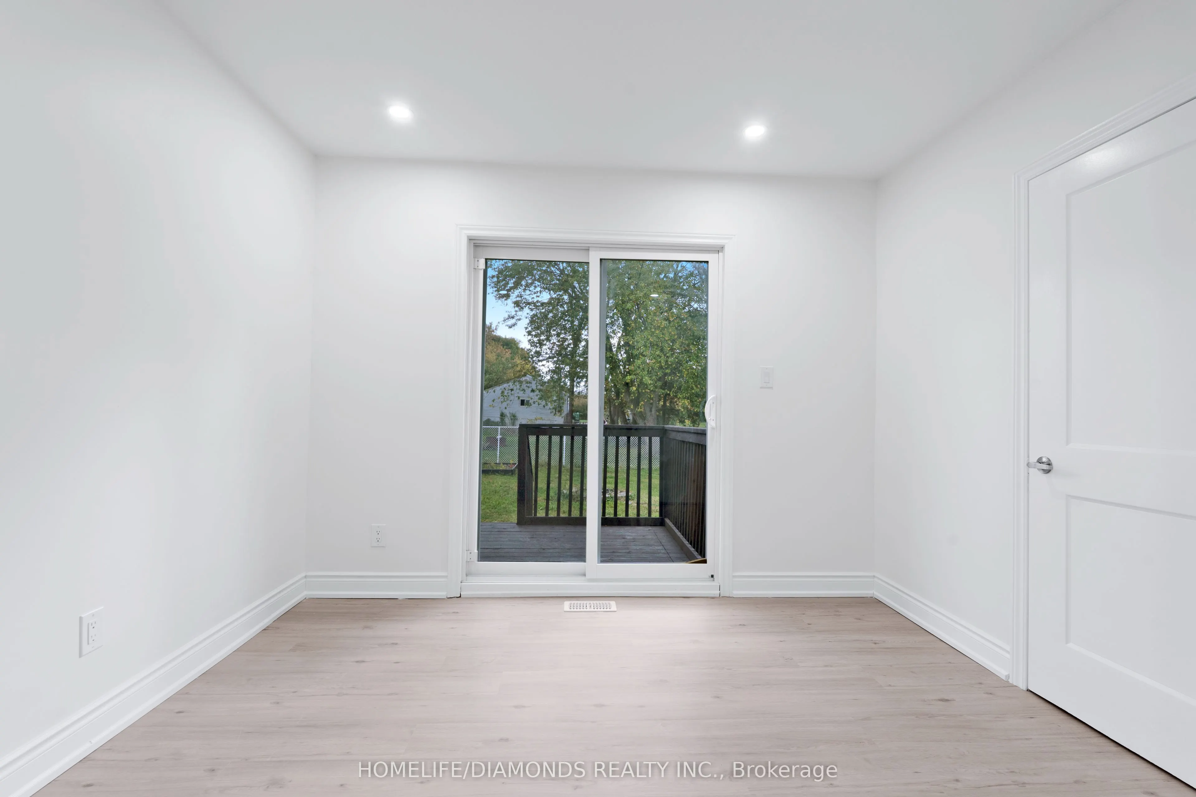 210 MACKAN Street