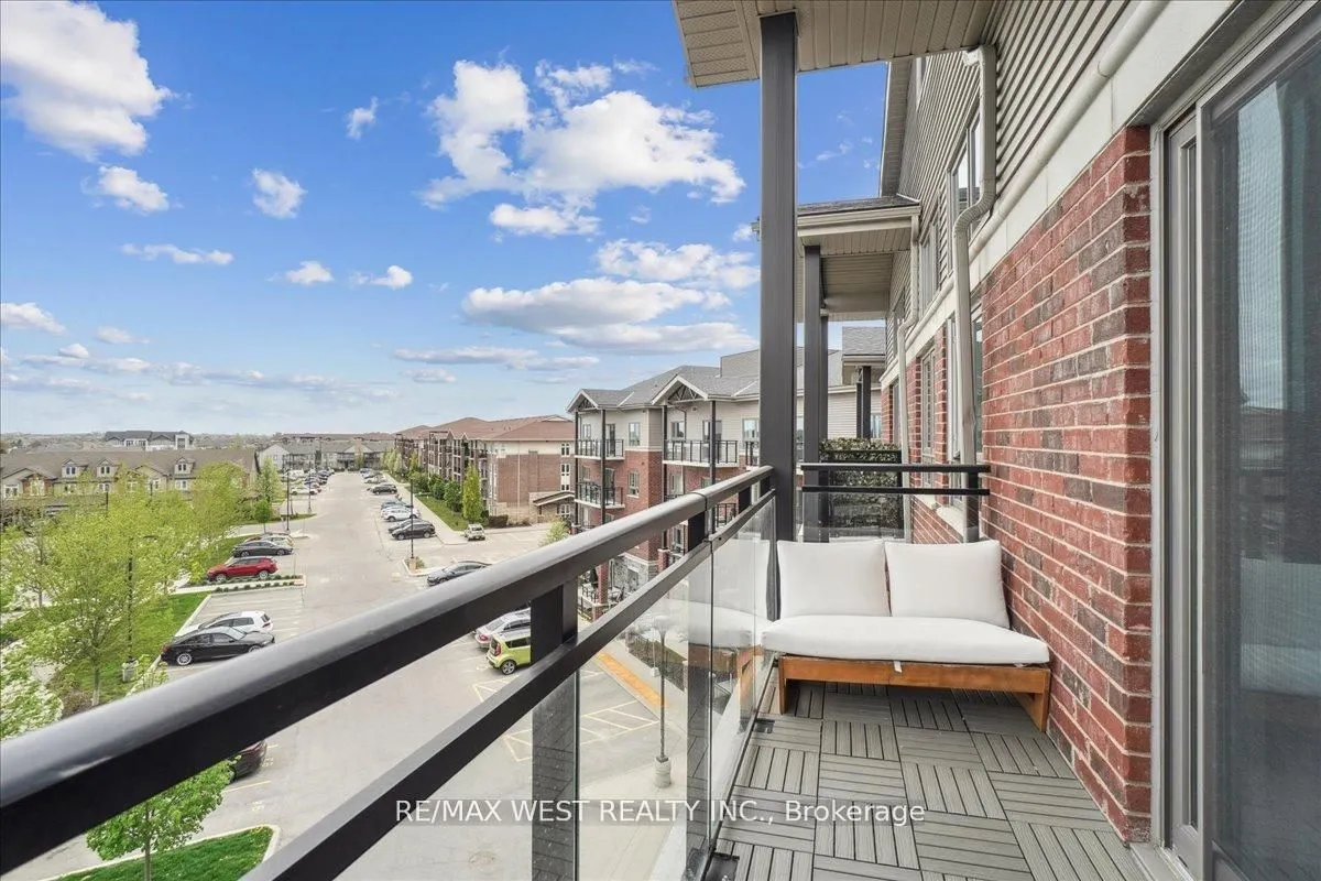 35 Kingsbury Square, #413