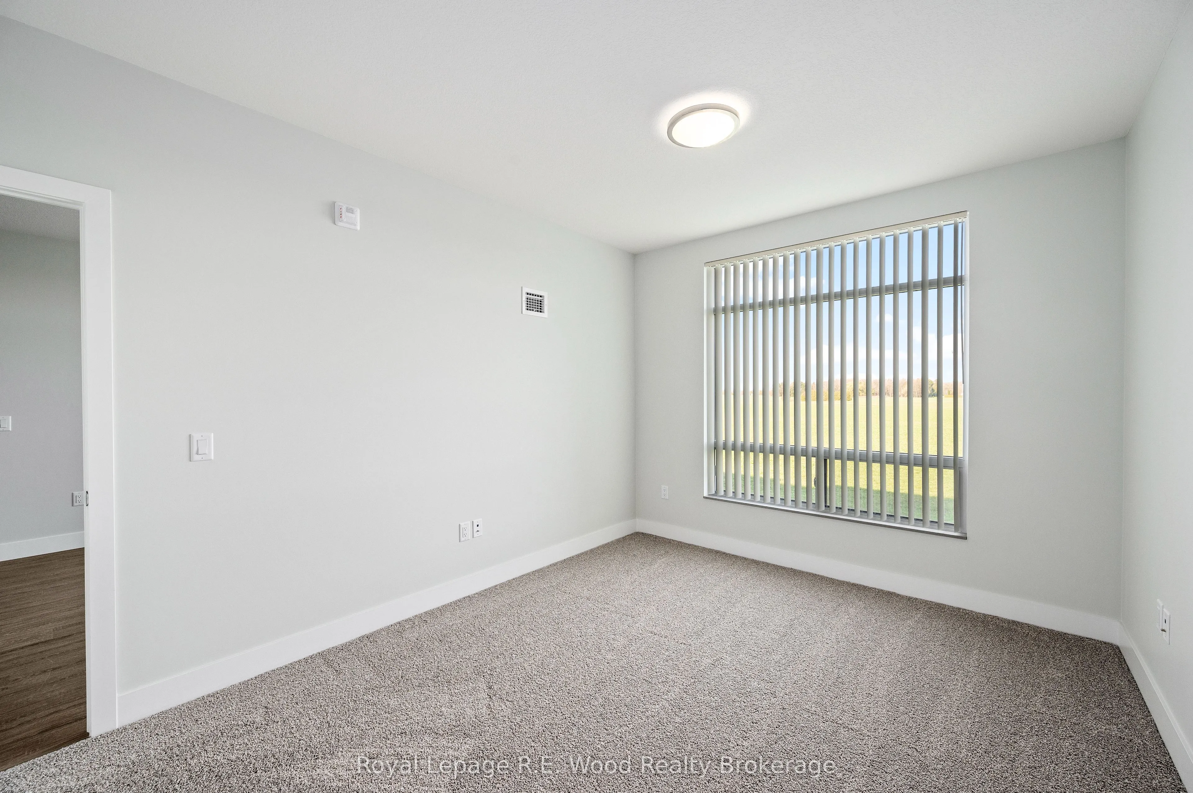 98 King Street, #102