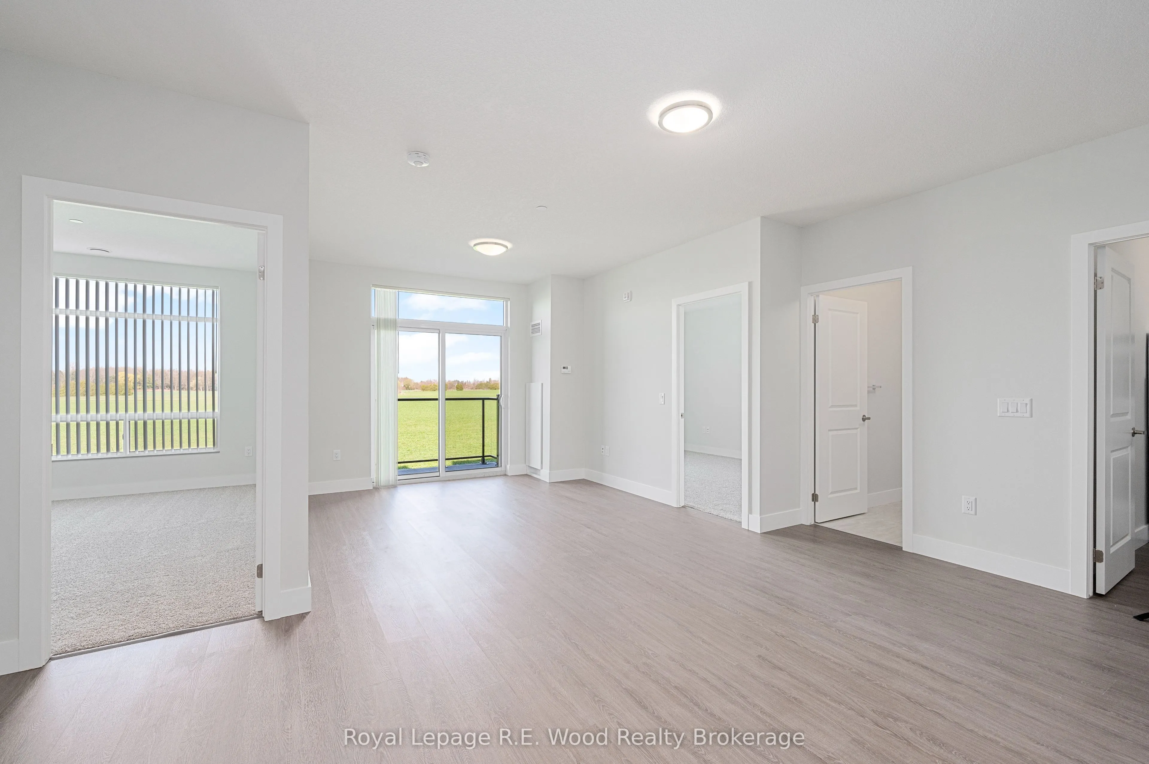 98 King Street, #102