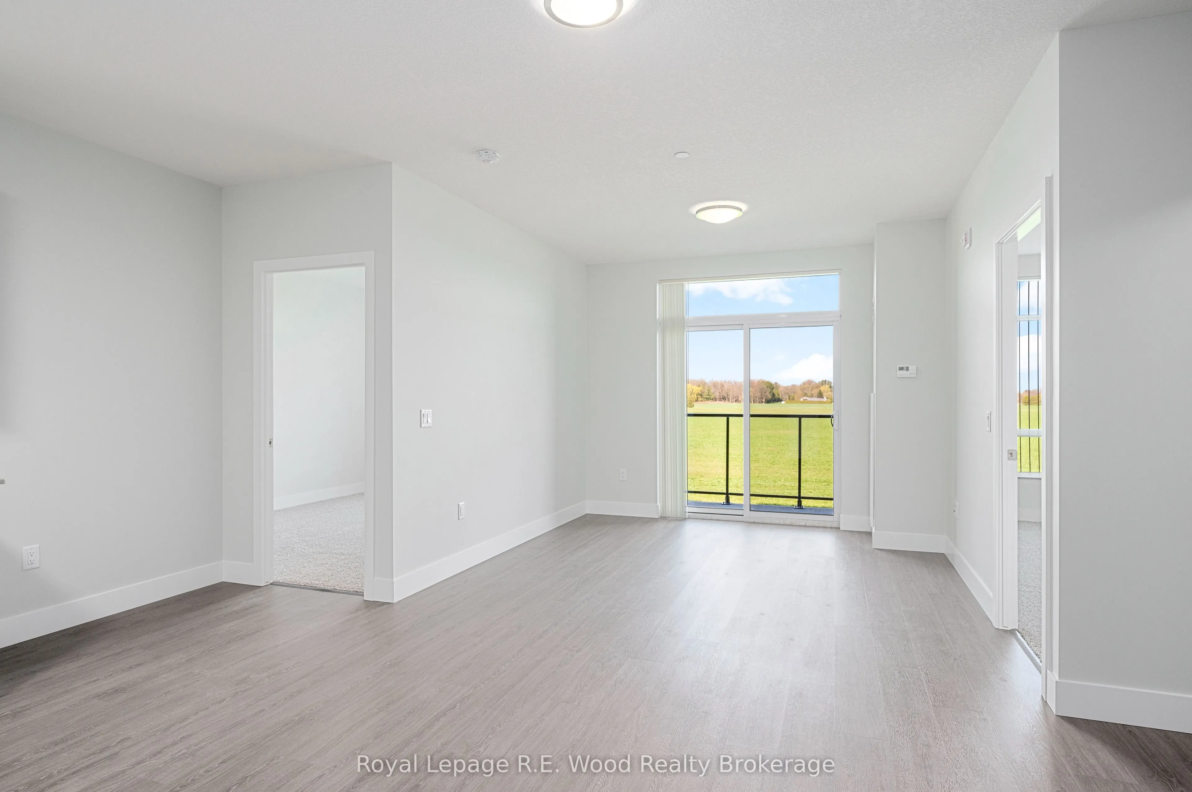 98 King Street, #102