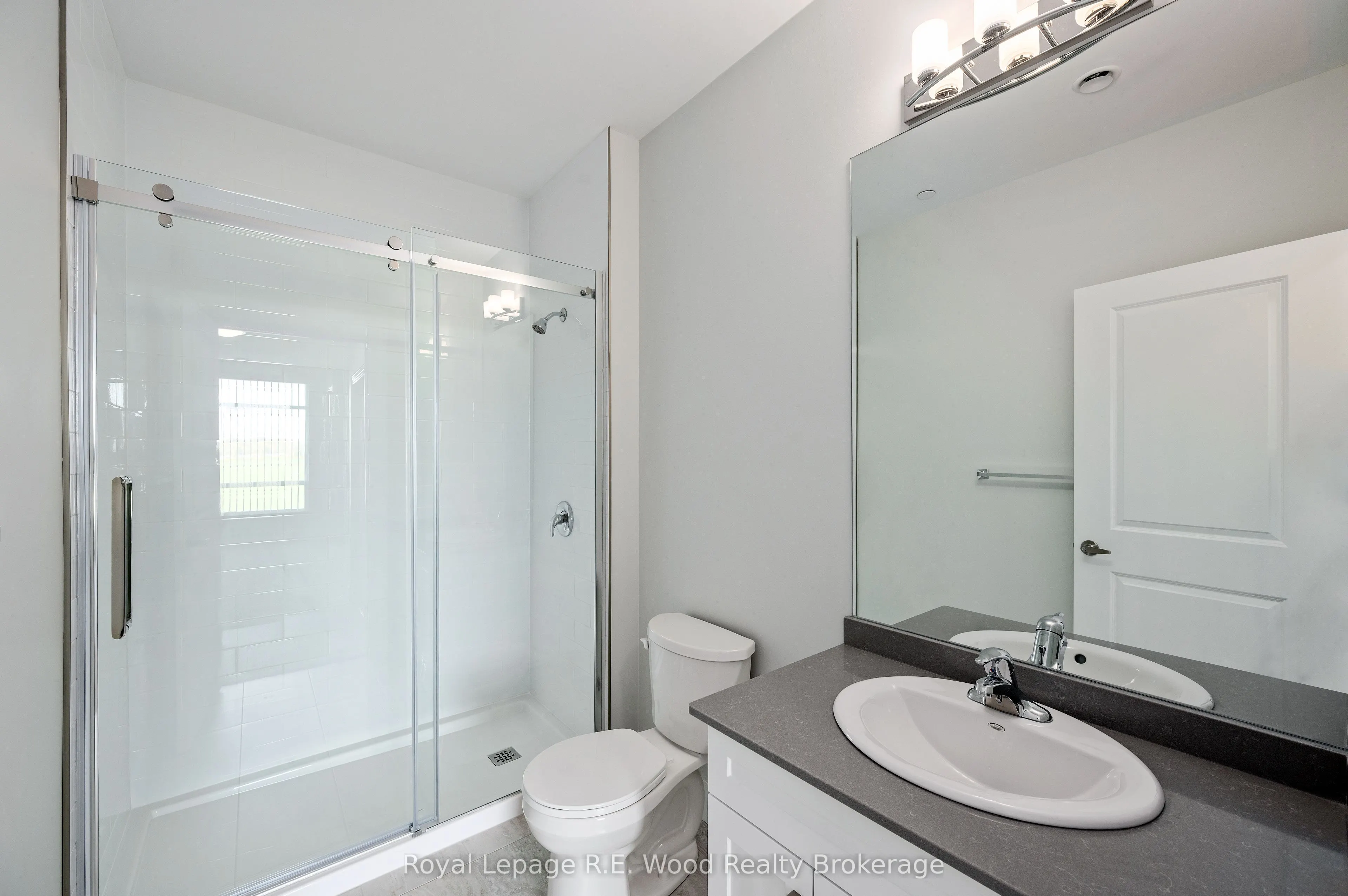 98 King Street, #102