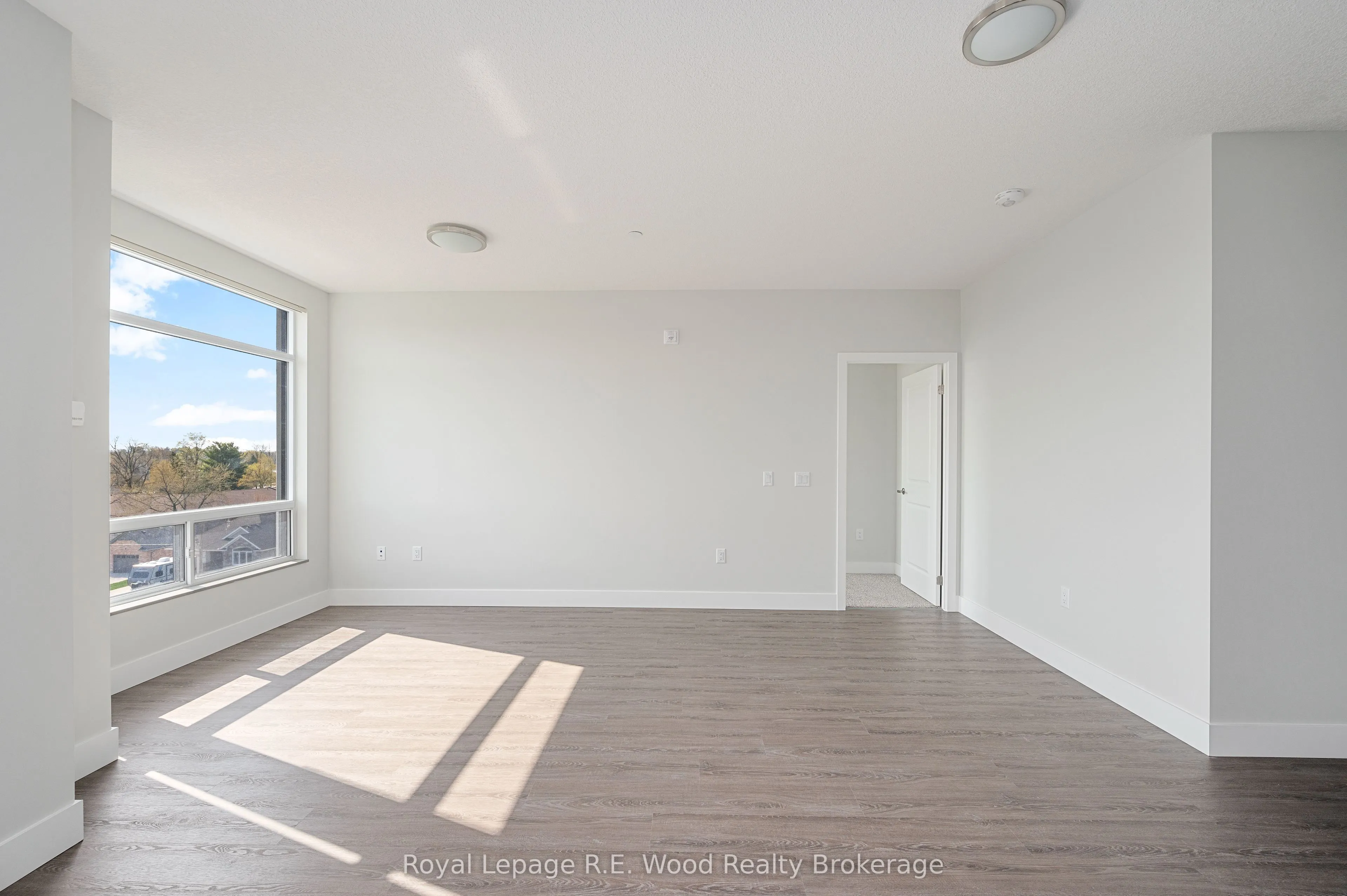 11 Jane Street, #101