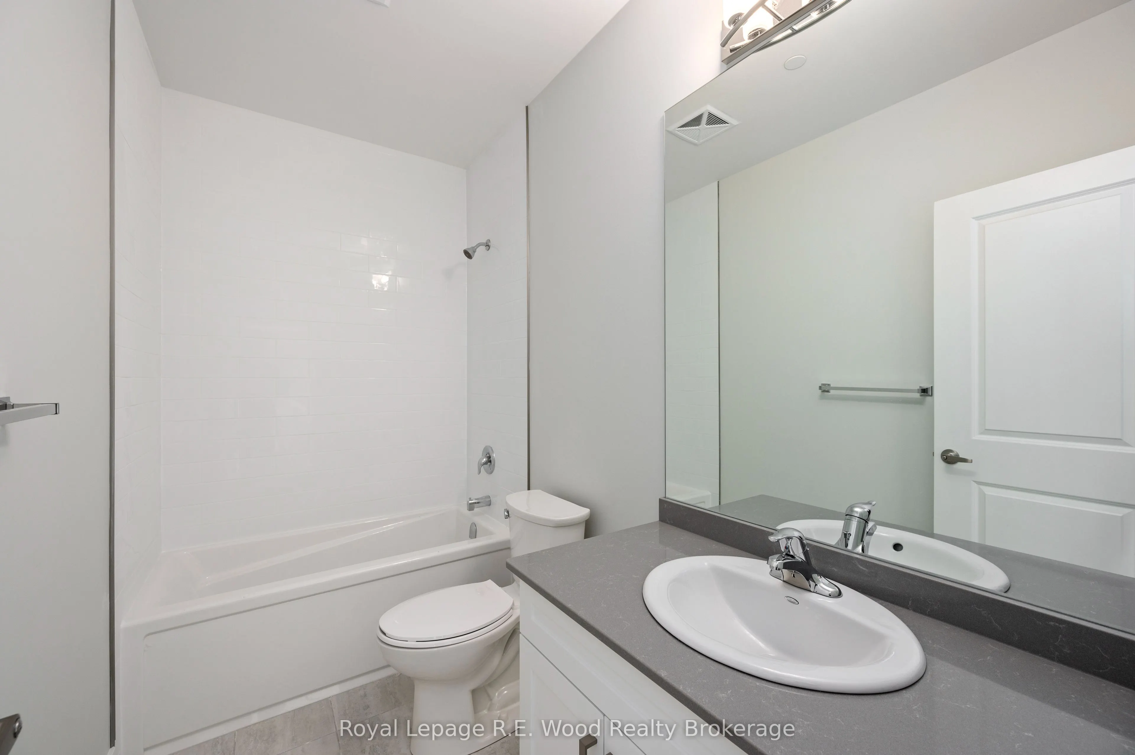 11 Jane Street, #101