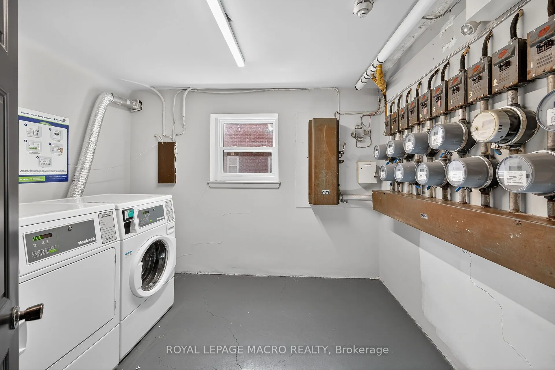 5 Applewood Avenue, #1