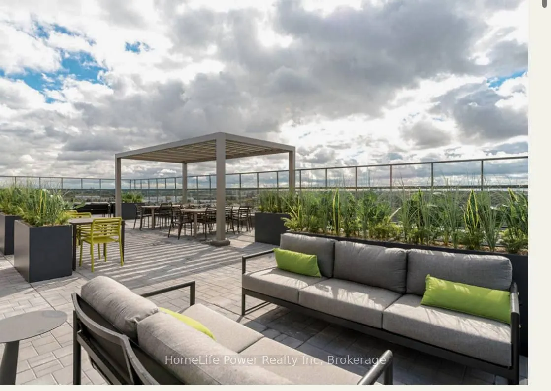 90 Starwood Drive, #801