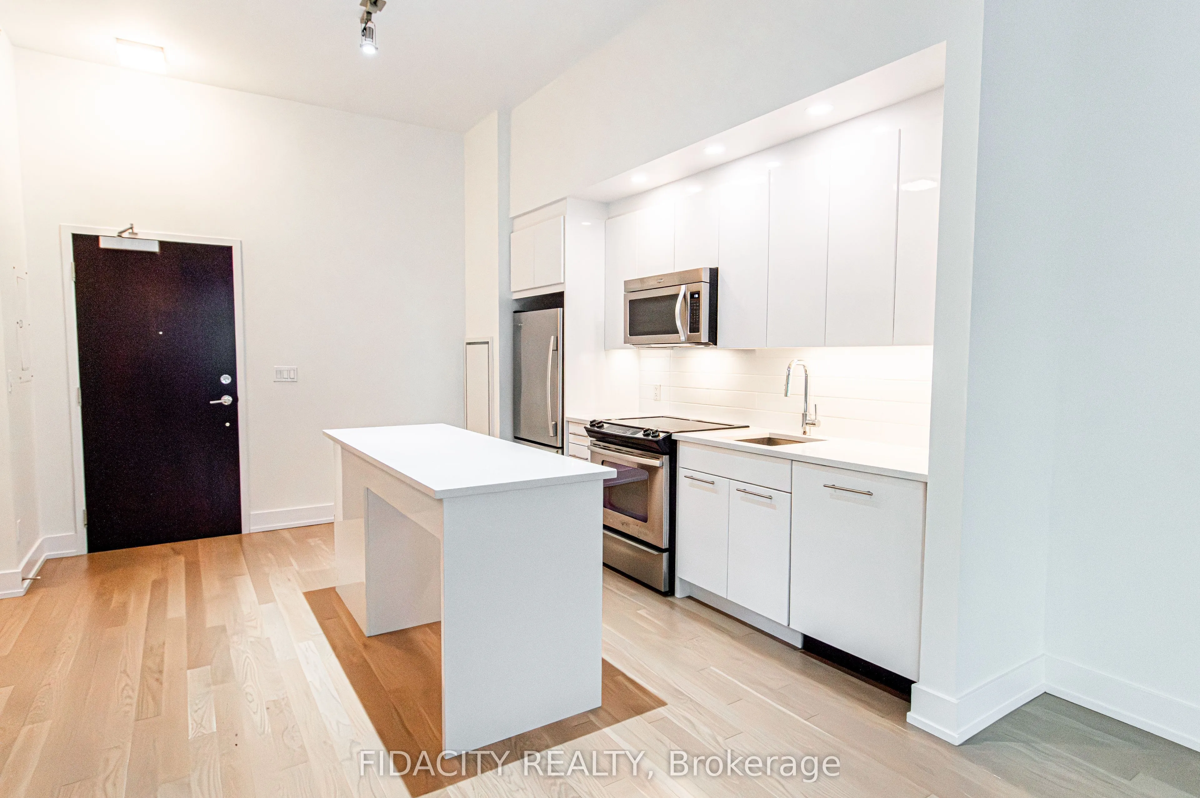360 Patricia Avenue, #107