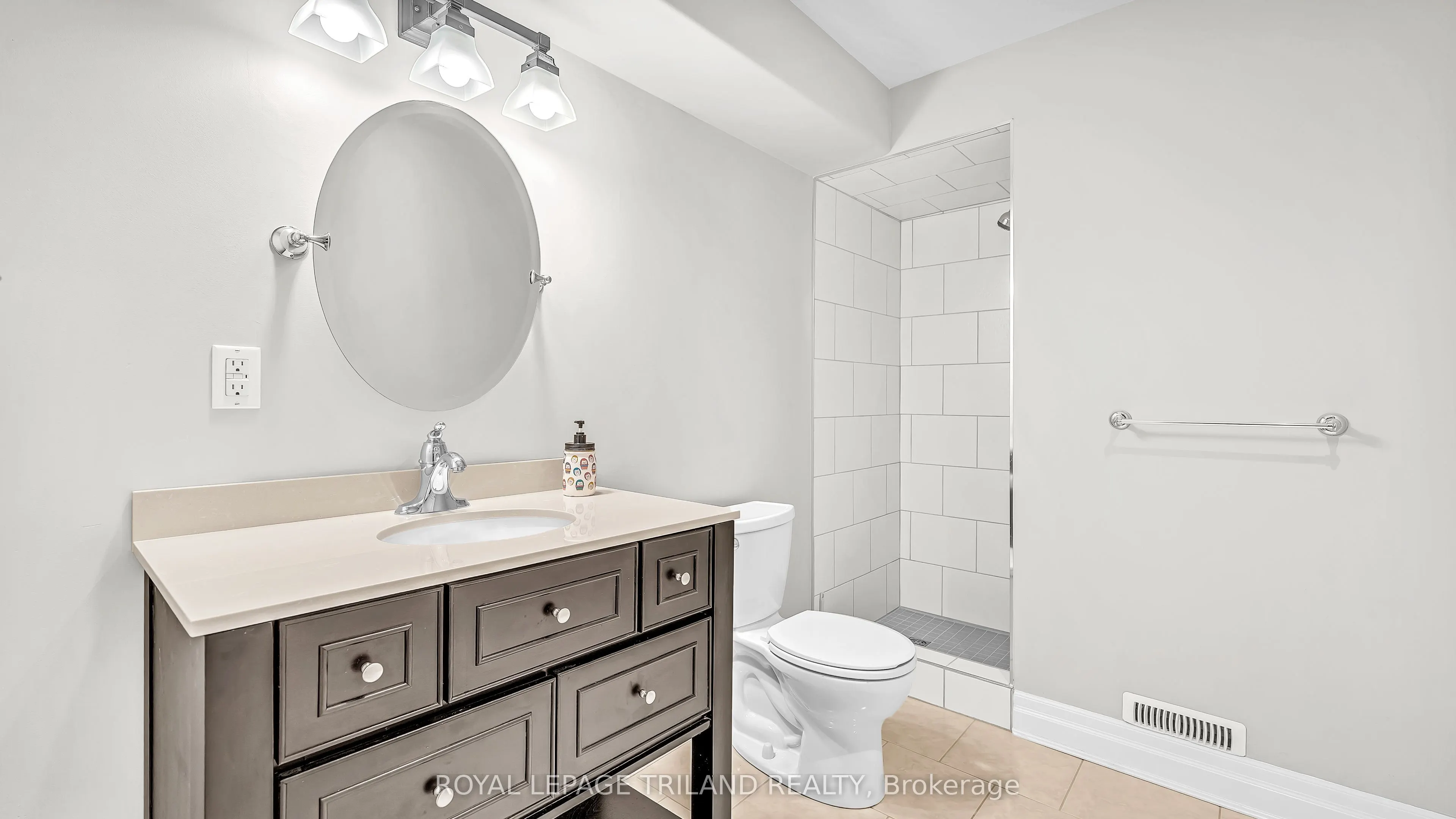 1630 Shore Road, #40