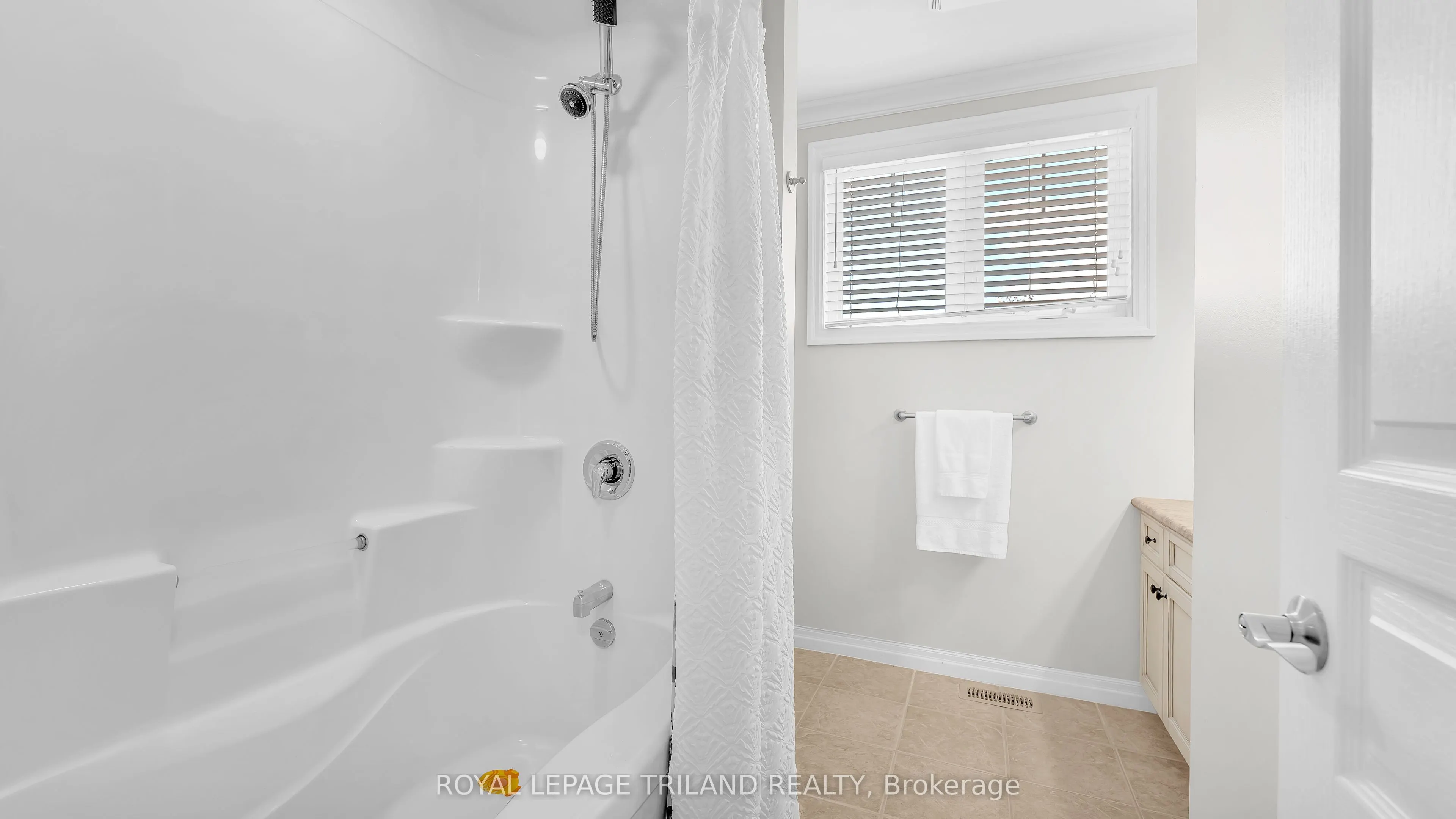 1630 Shore Road, #40