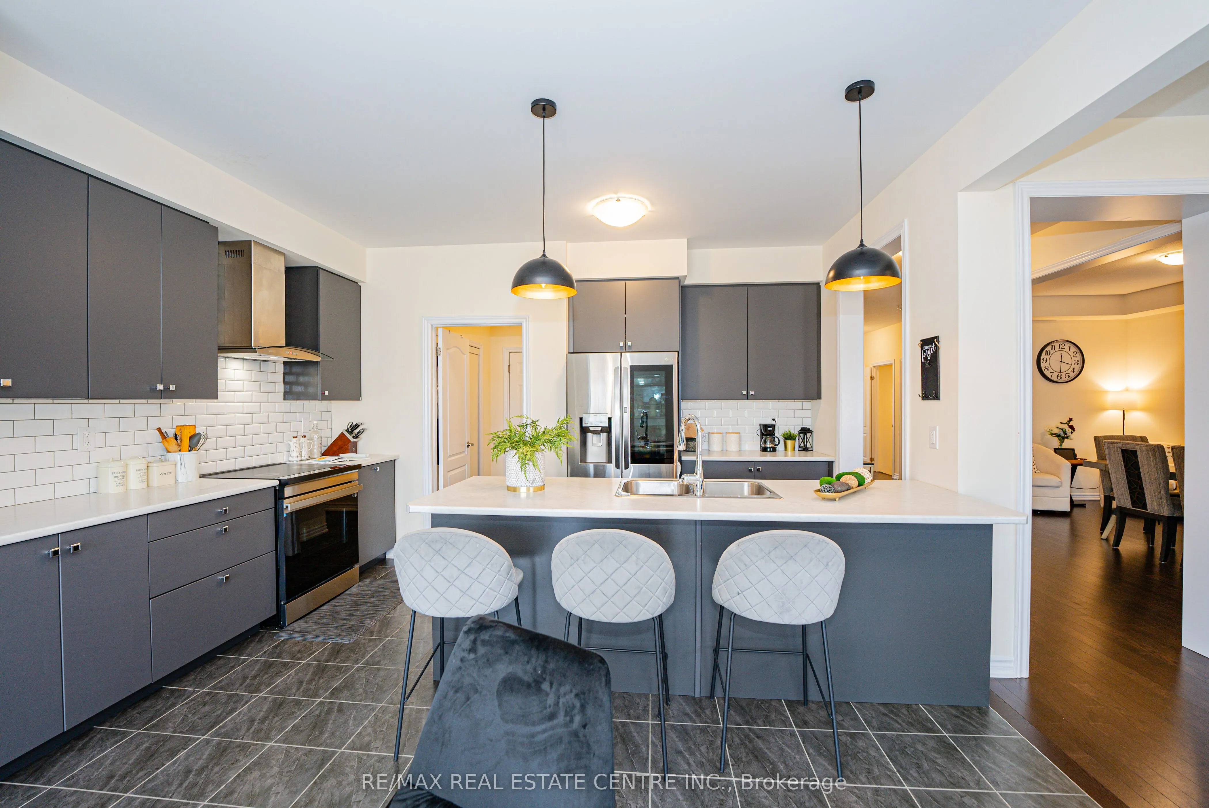 22 Oaktree Drive