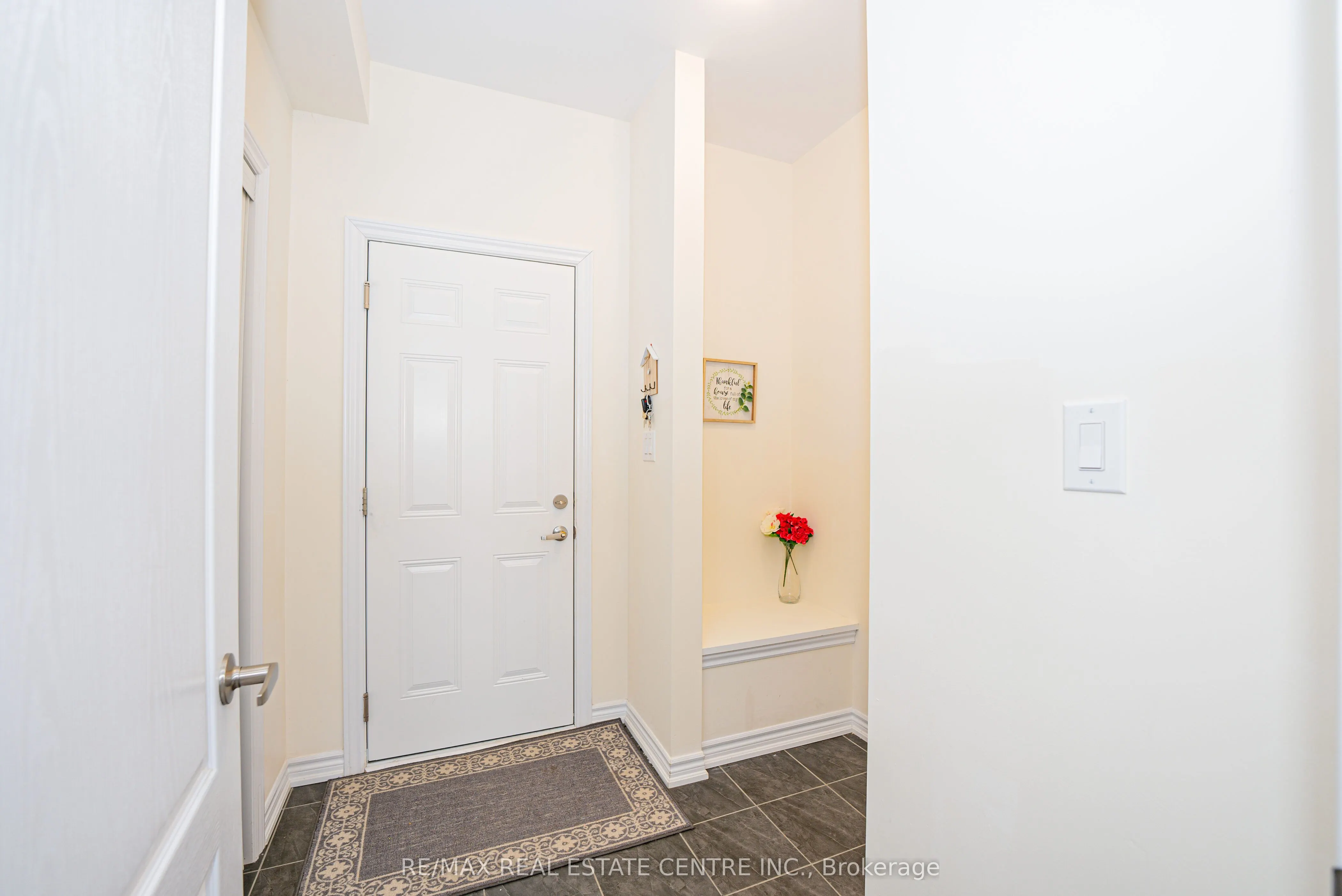 22 Oaktree Drive