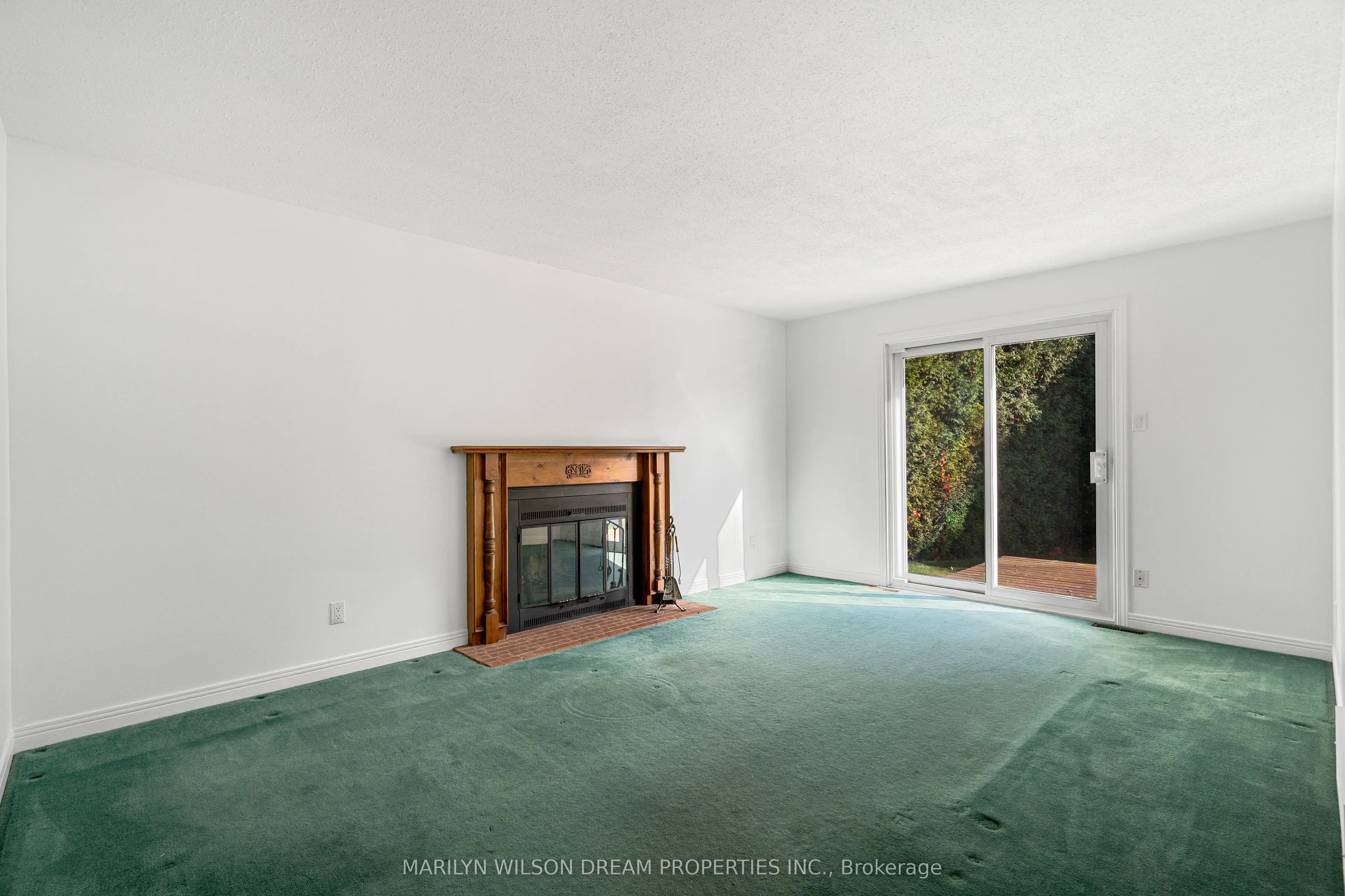 1150 Bordeau Grove