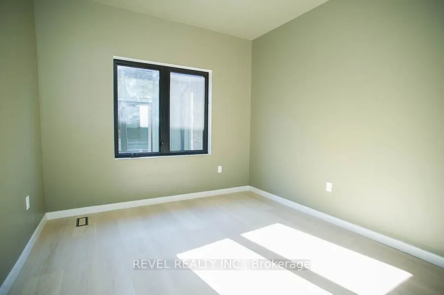 7 Scott Drive