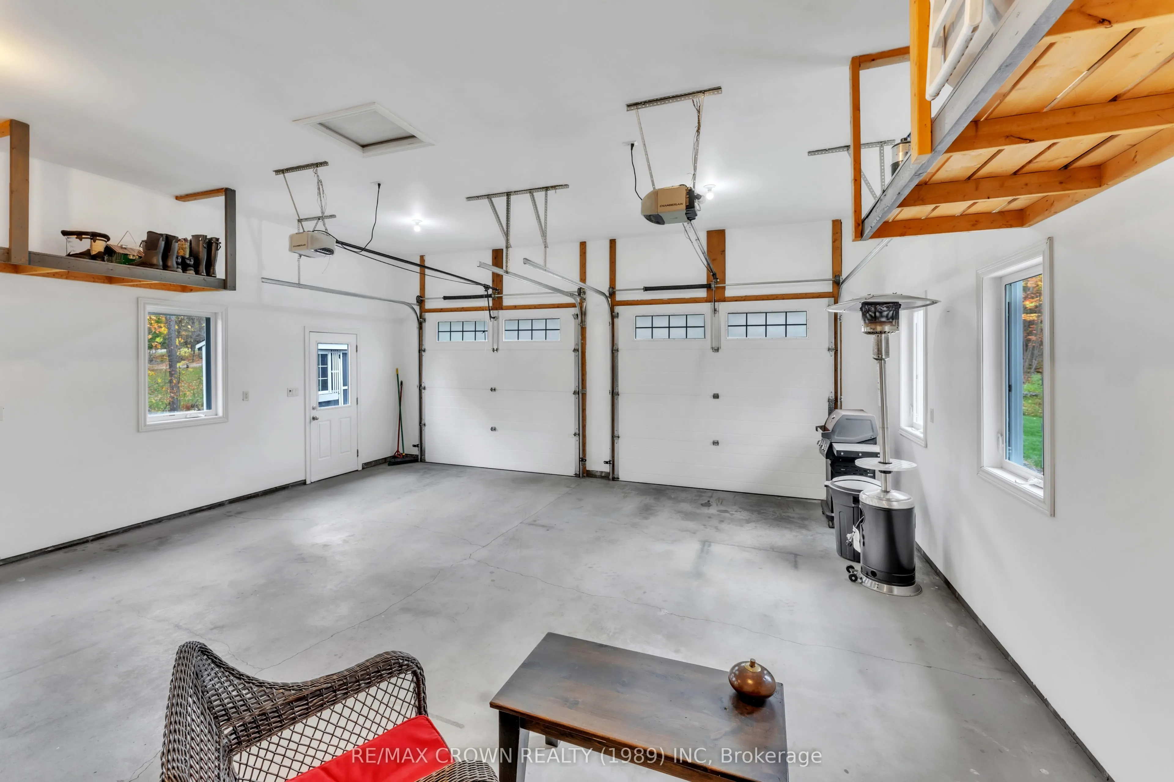28 Maple Ridge Road