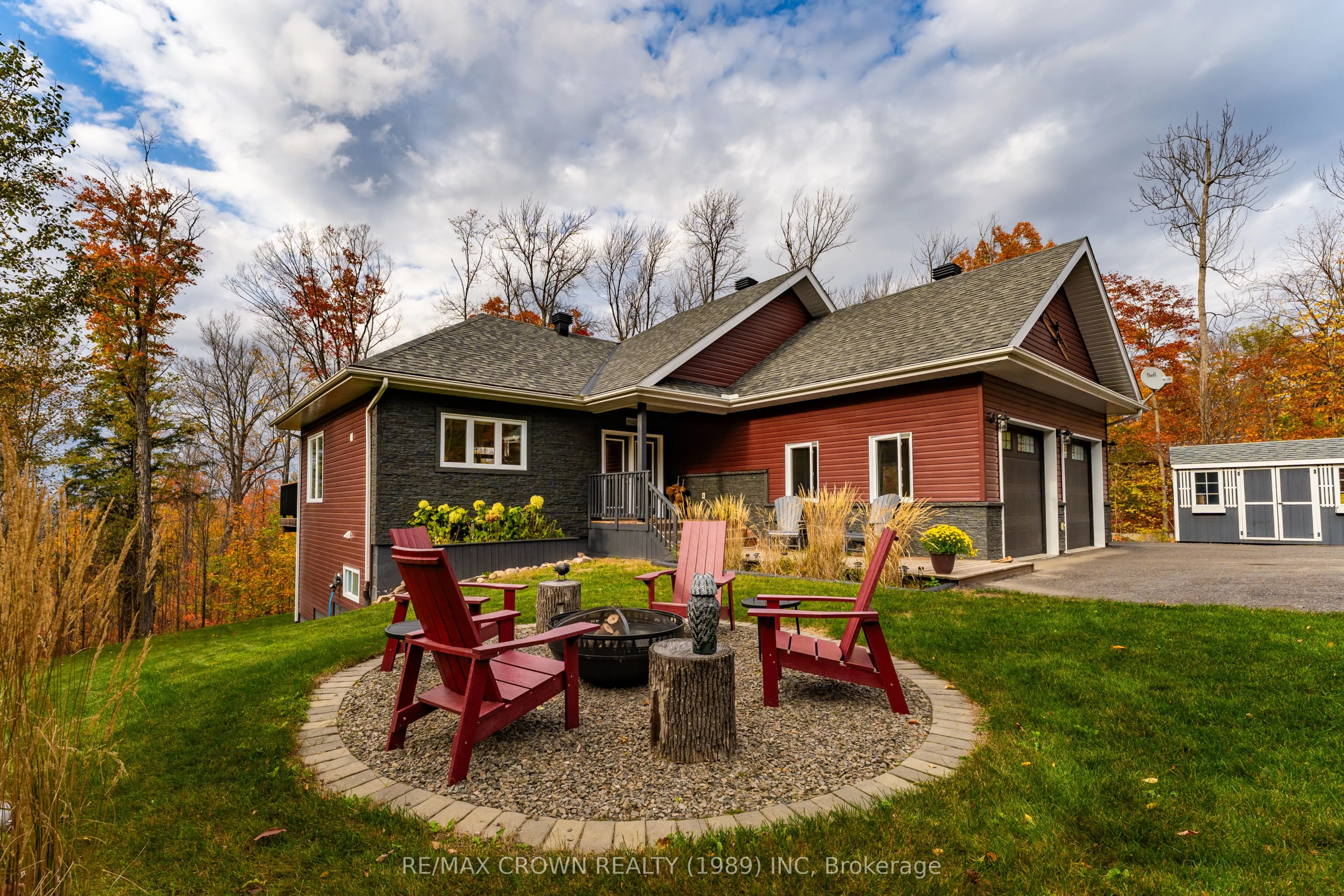 28 Maple Ridge Road