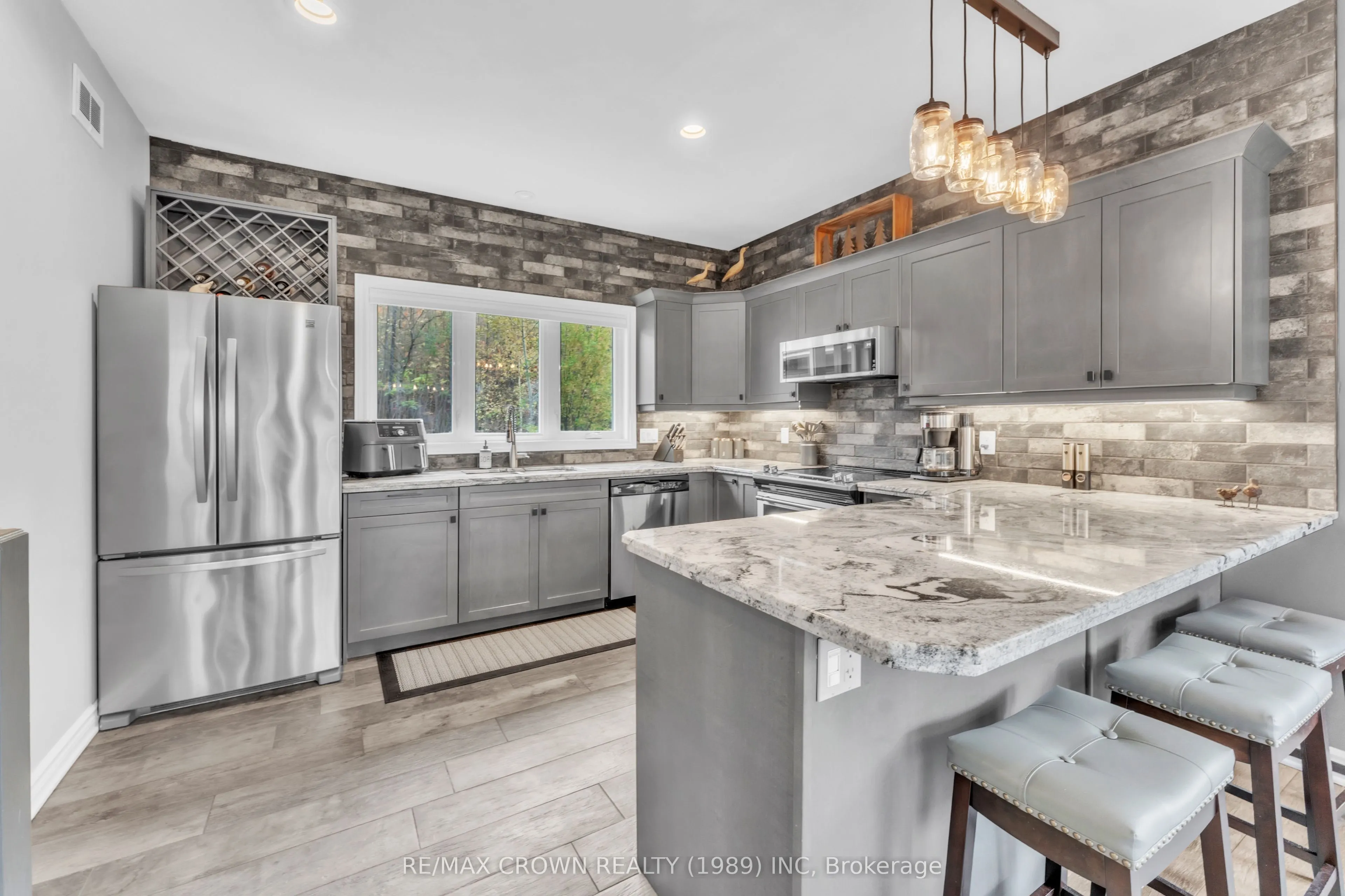 28 Maple Ridge Road
