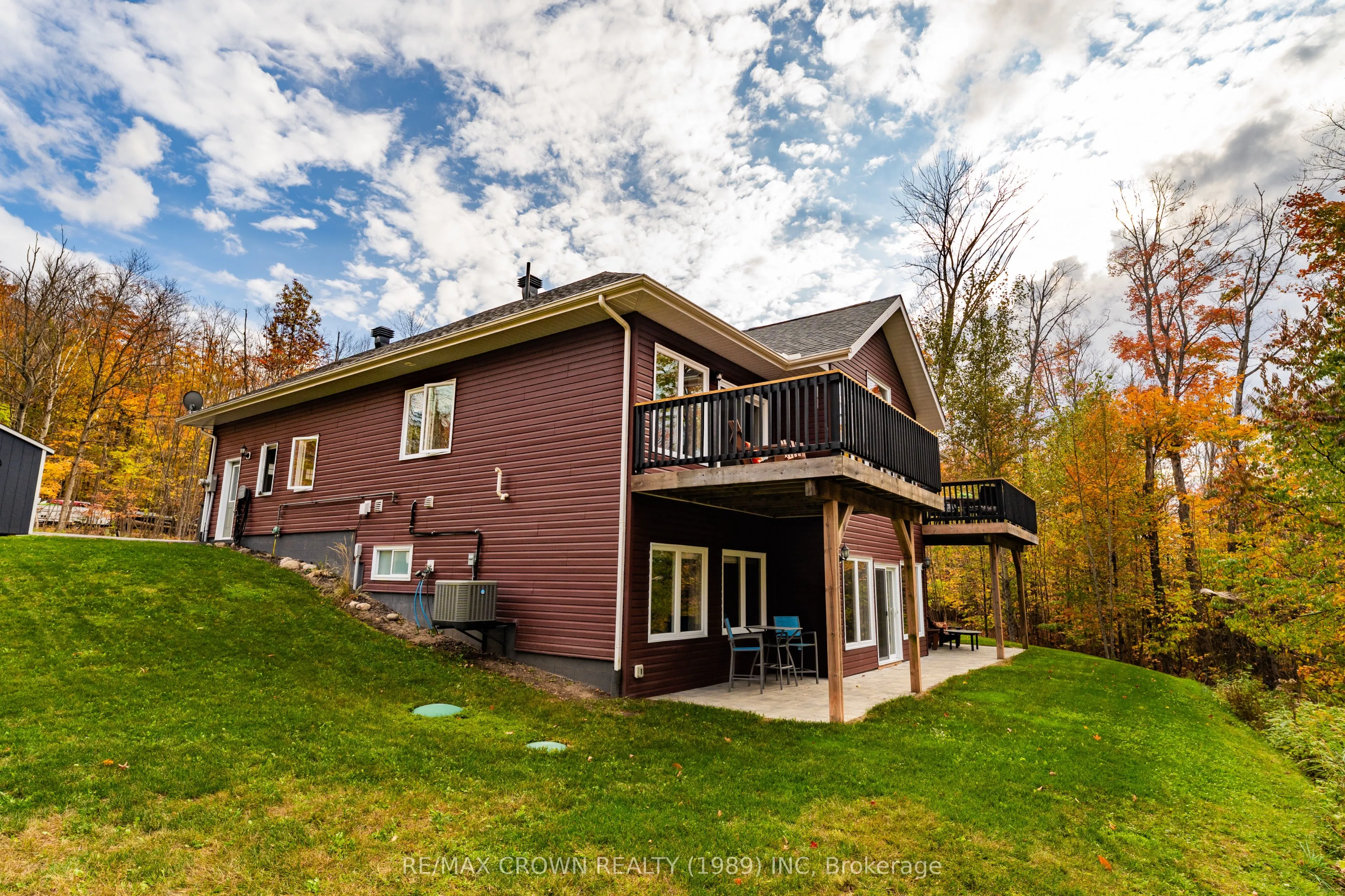 28 Maple Ridge Road