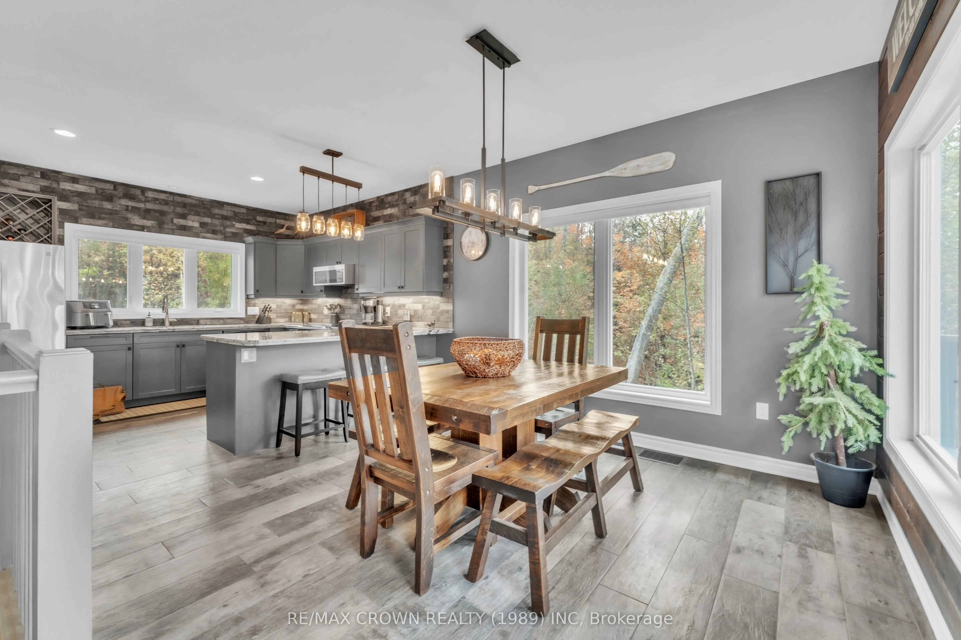 28 Maple Ridge Road
