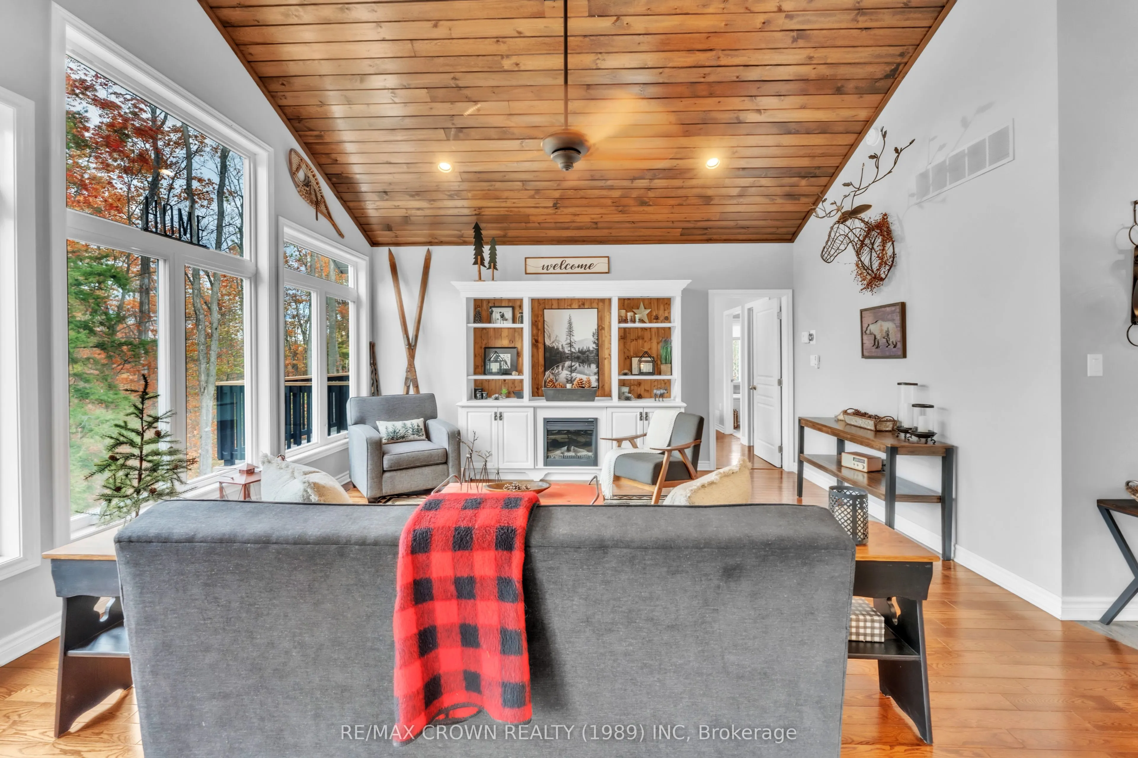 28 Maple Ridge Road