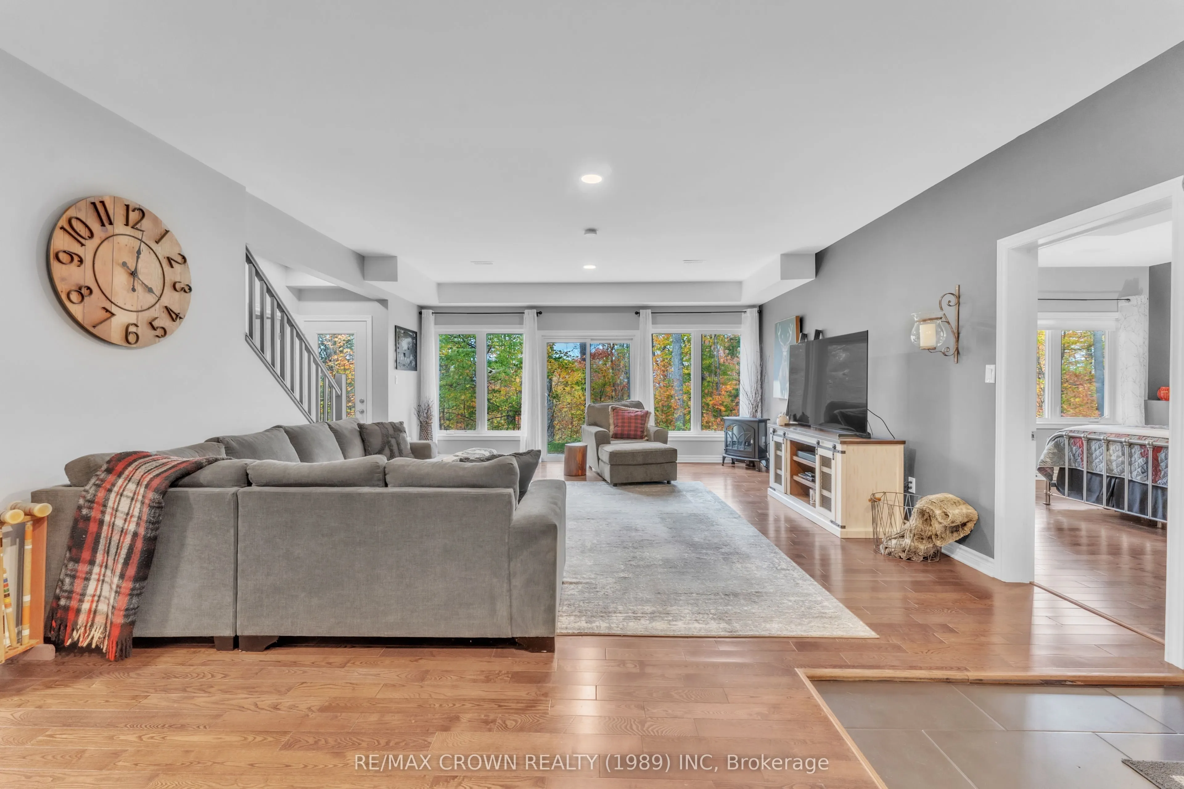 28 Maple Ridge Road