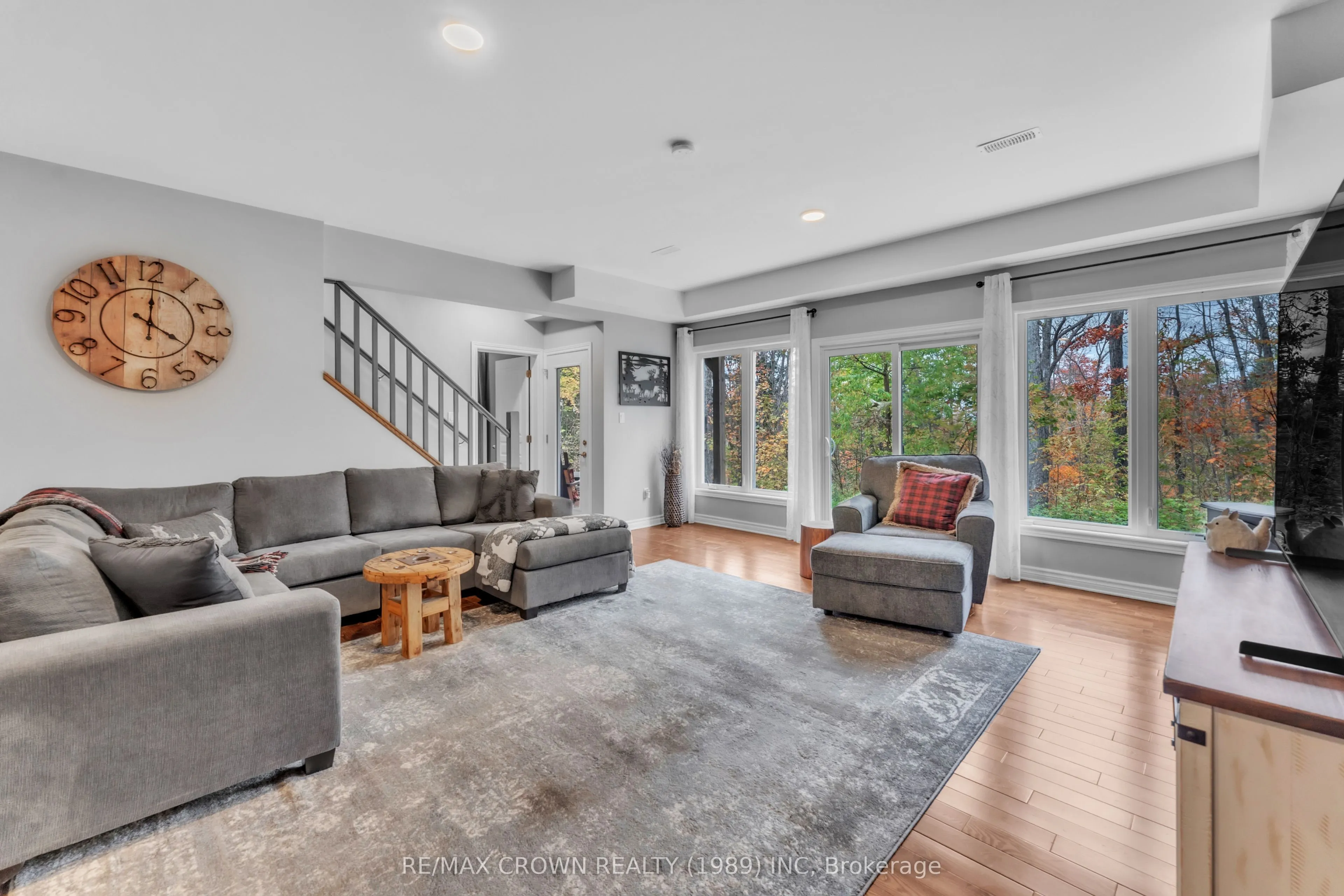 28 Maple Ridge Road