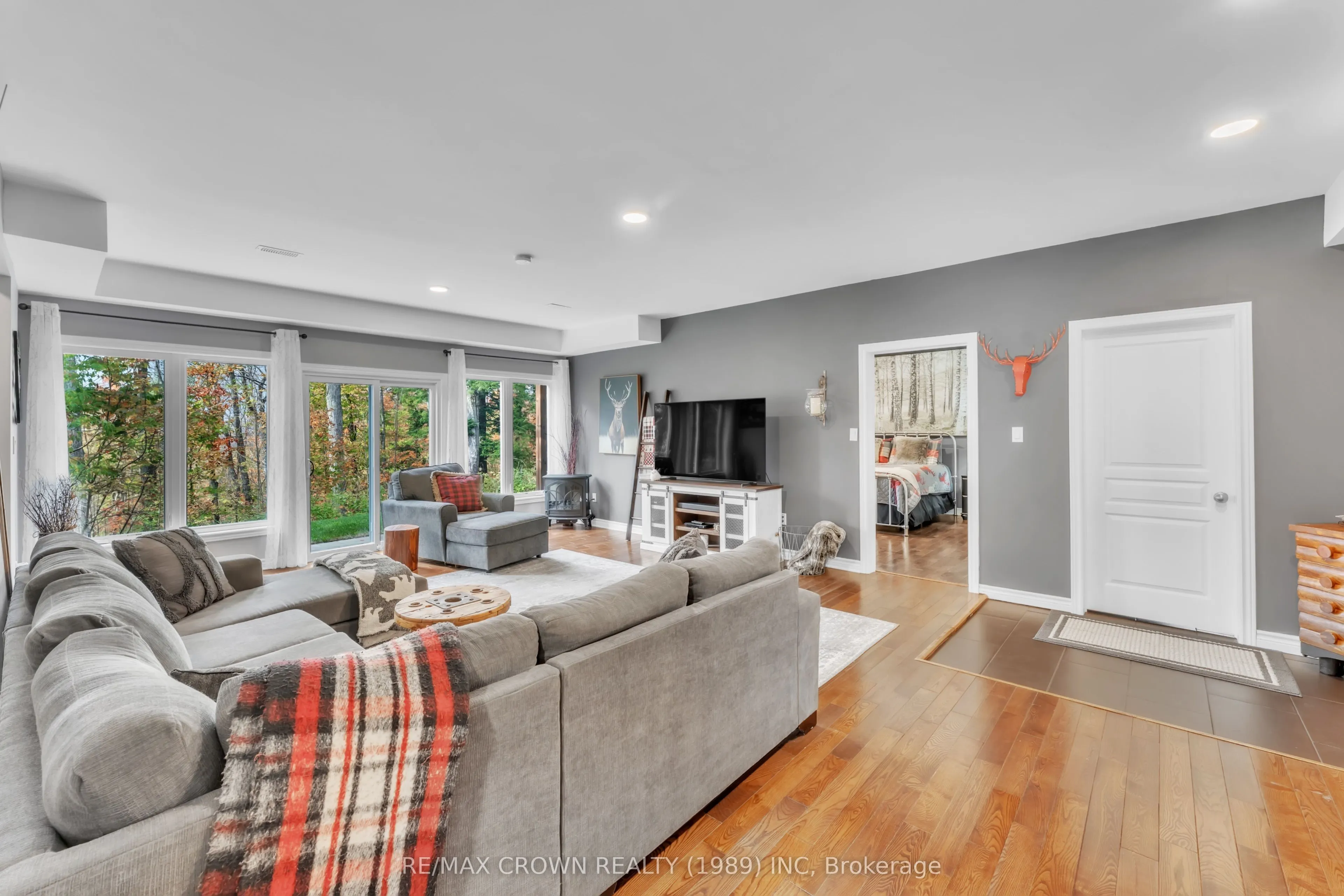 28 Maple Ridge Road