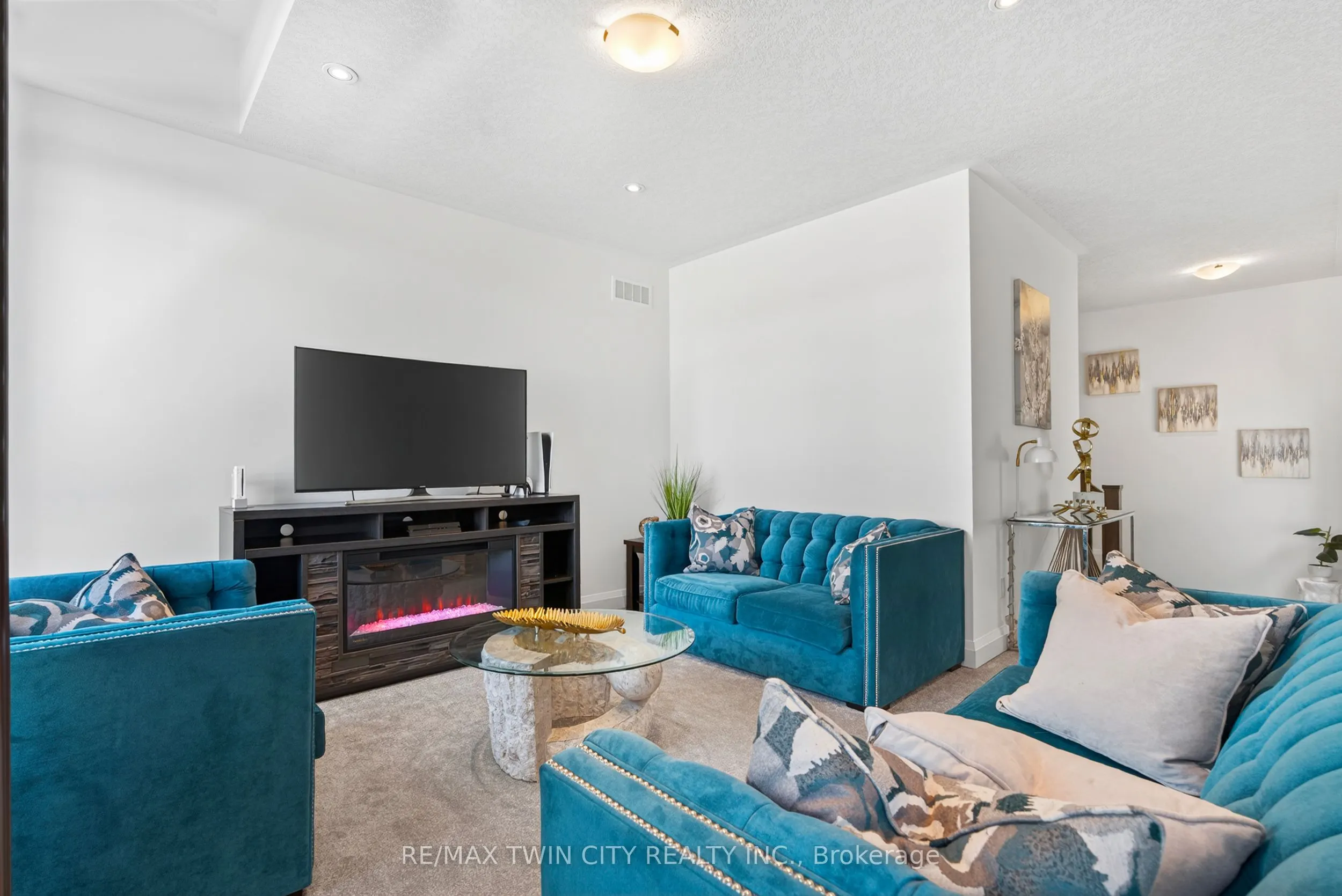 296 Raspberry Place