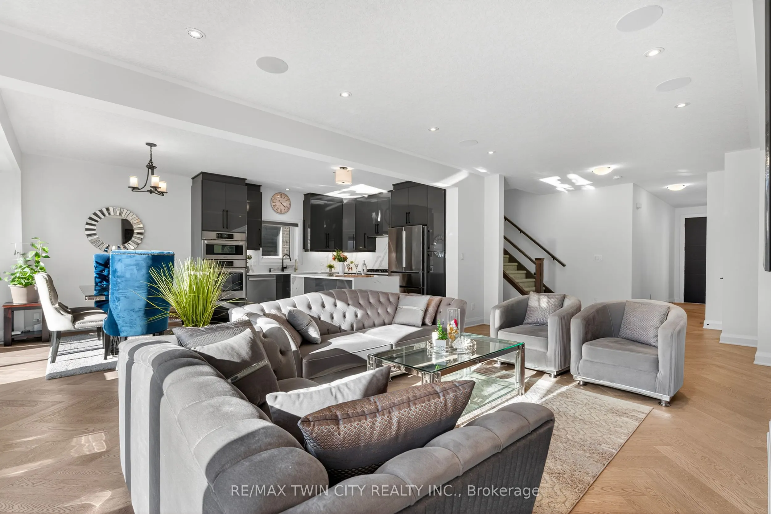 296 Raspberry Place