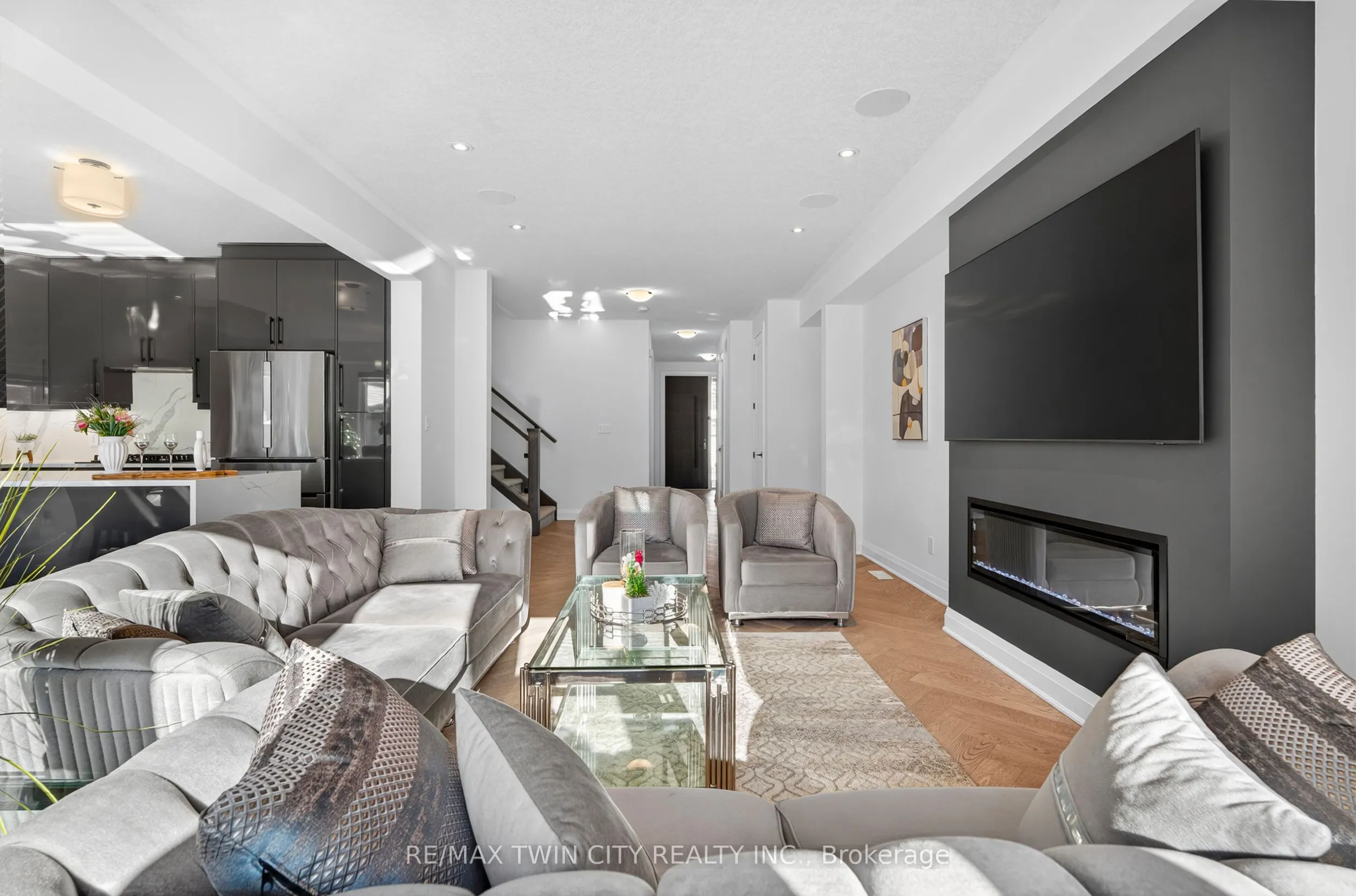 296 Raspberry Place