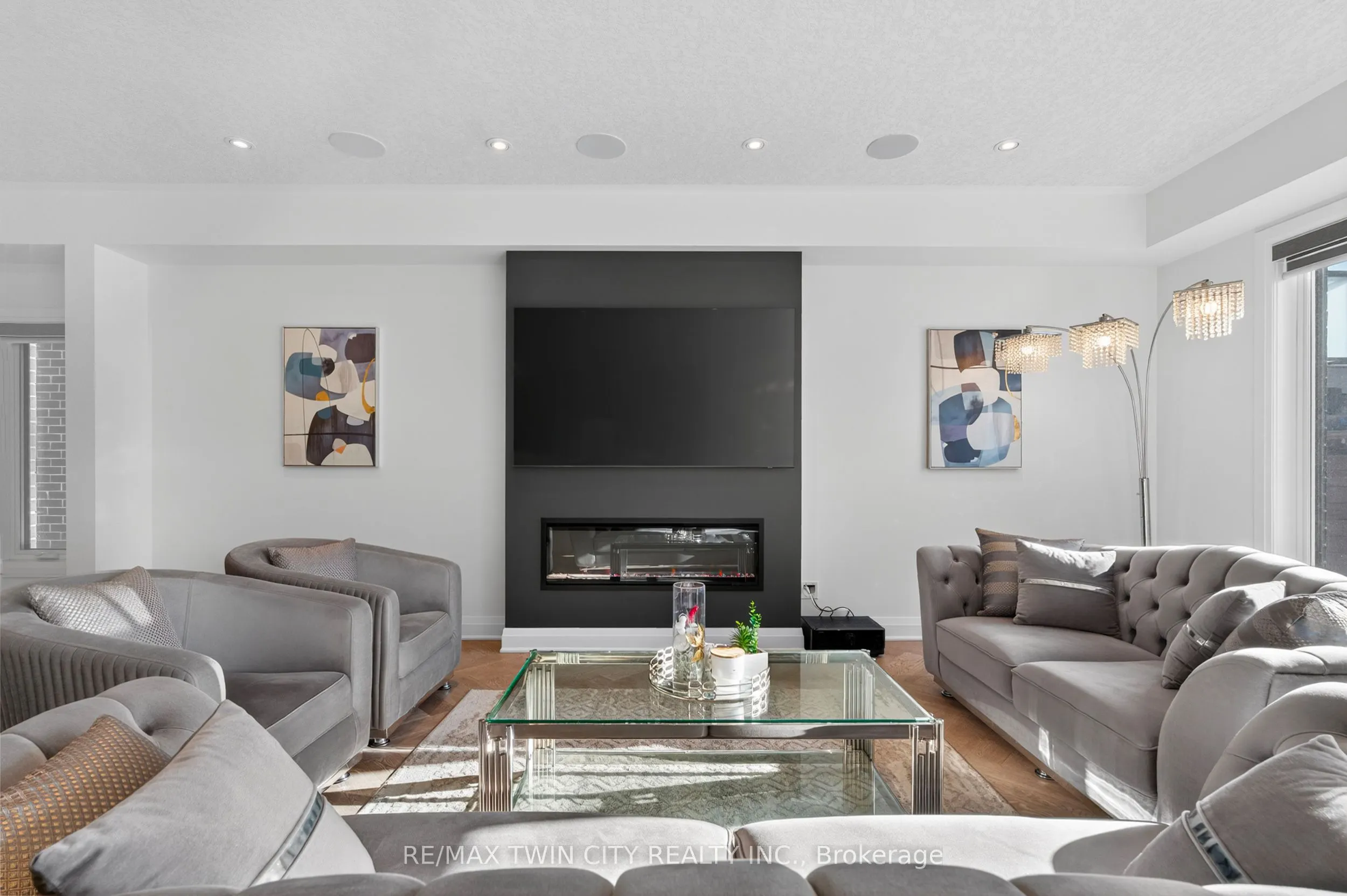 296 Raspberry Place