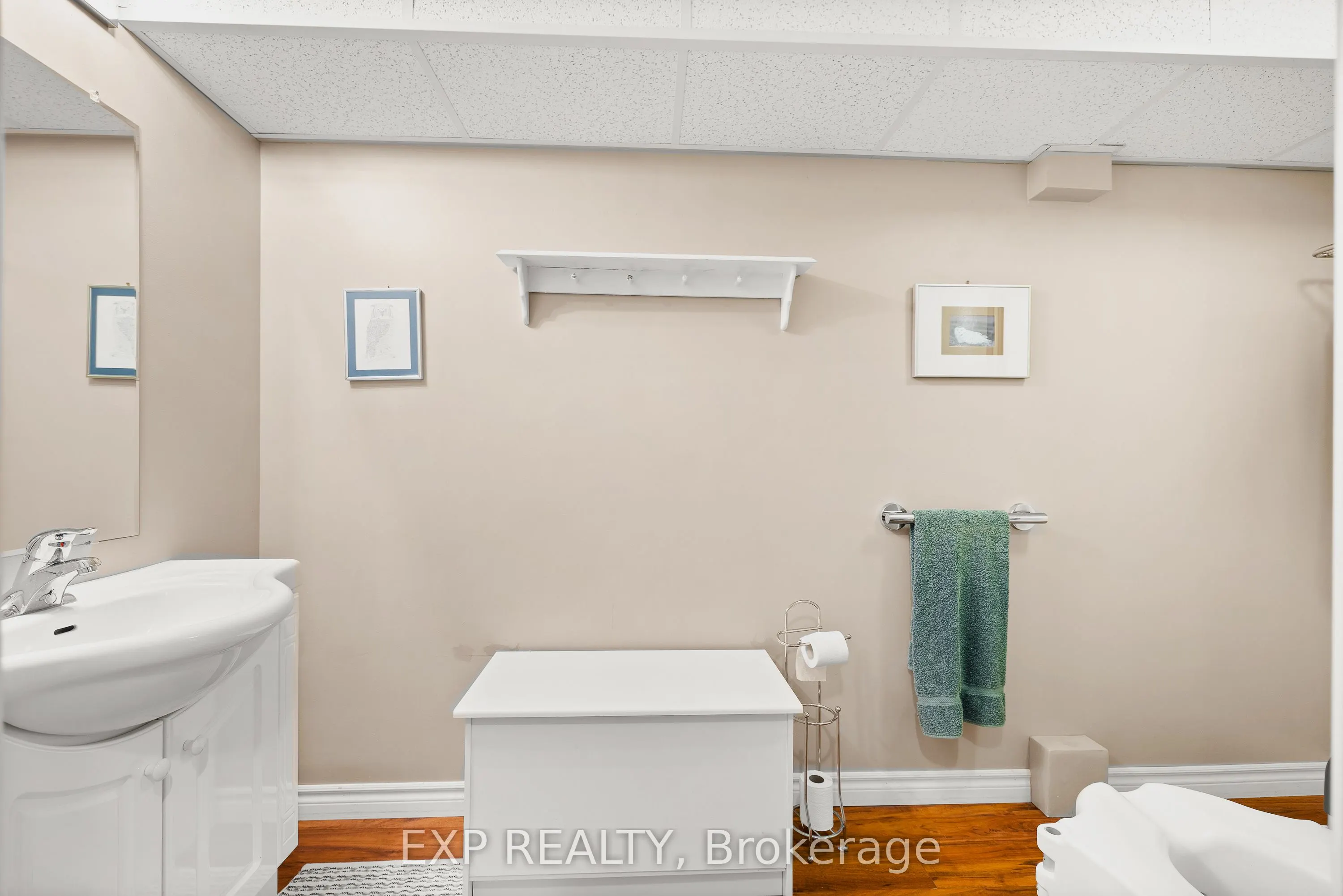 460 Waterloo Street, #2