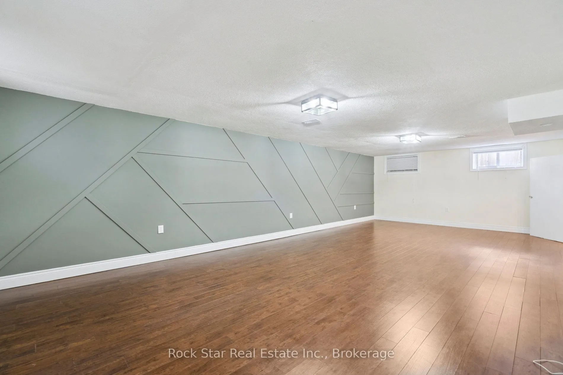 211 Rosedale Avenue