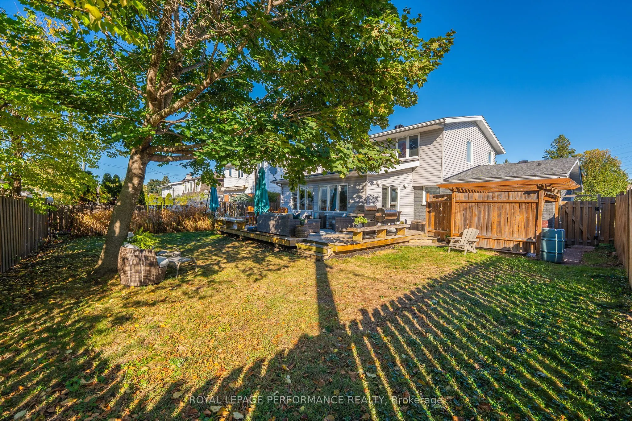 3026 Southmore Drive E