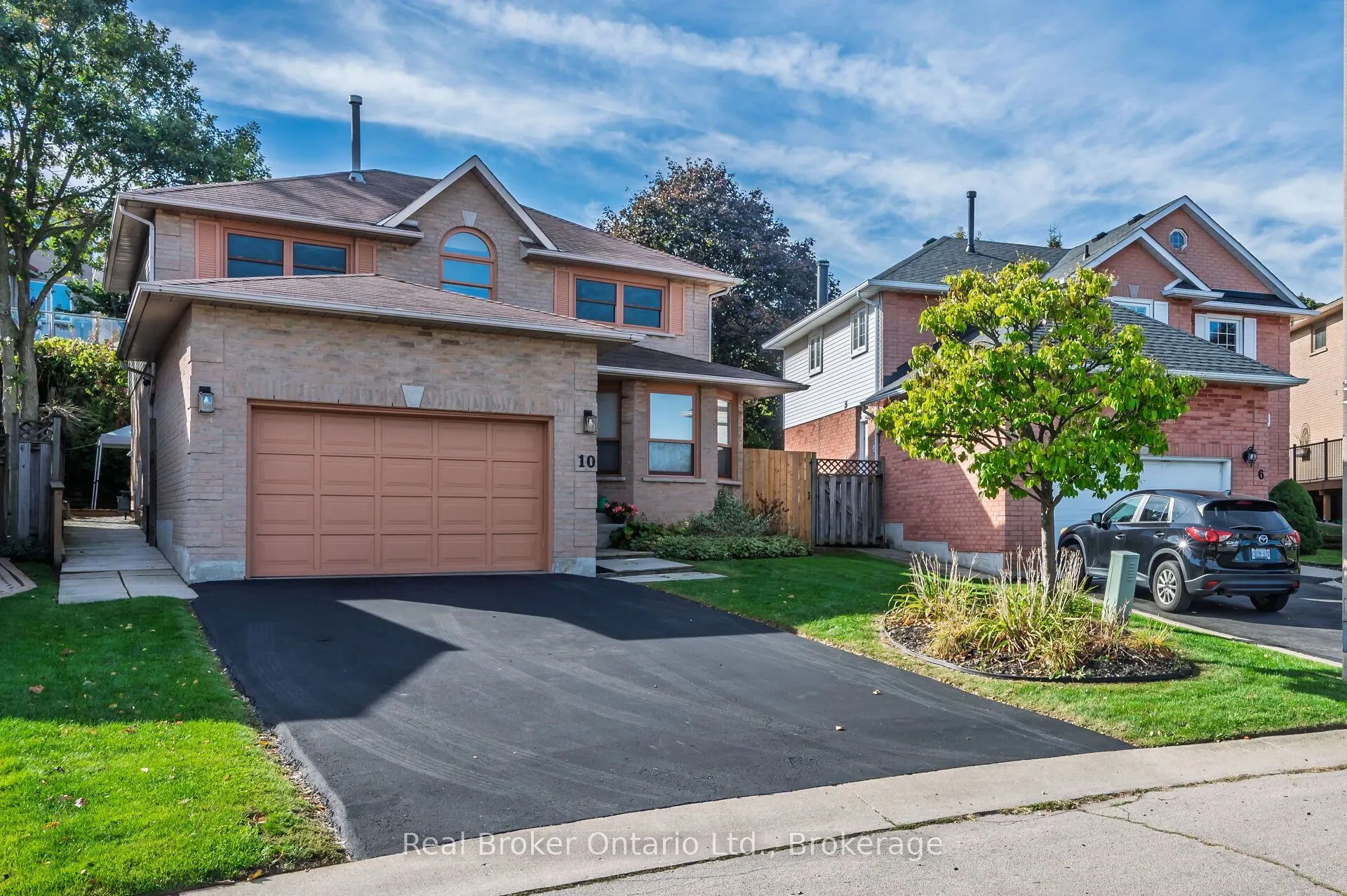 10 Avonbridge Court