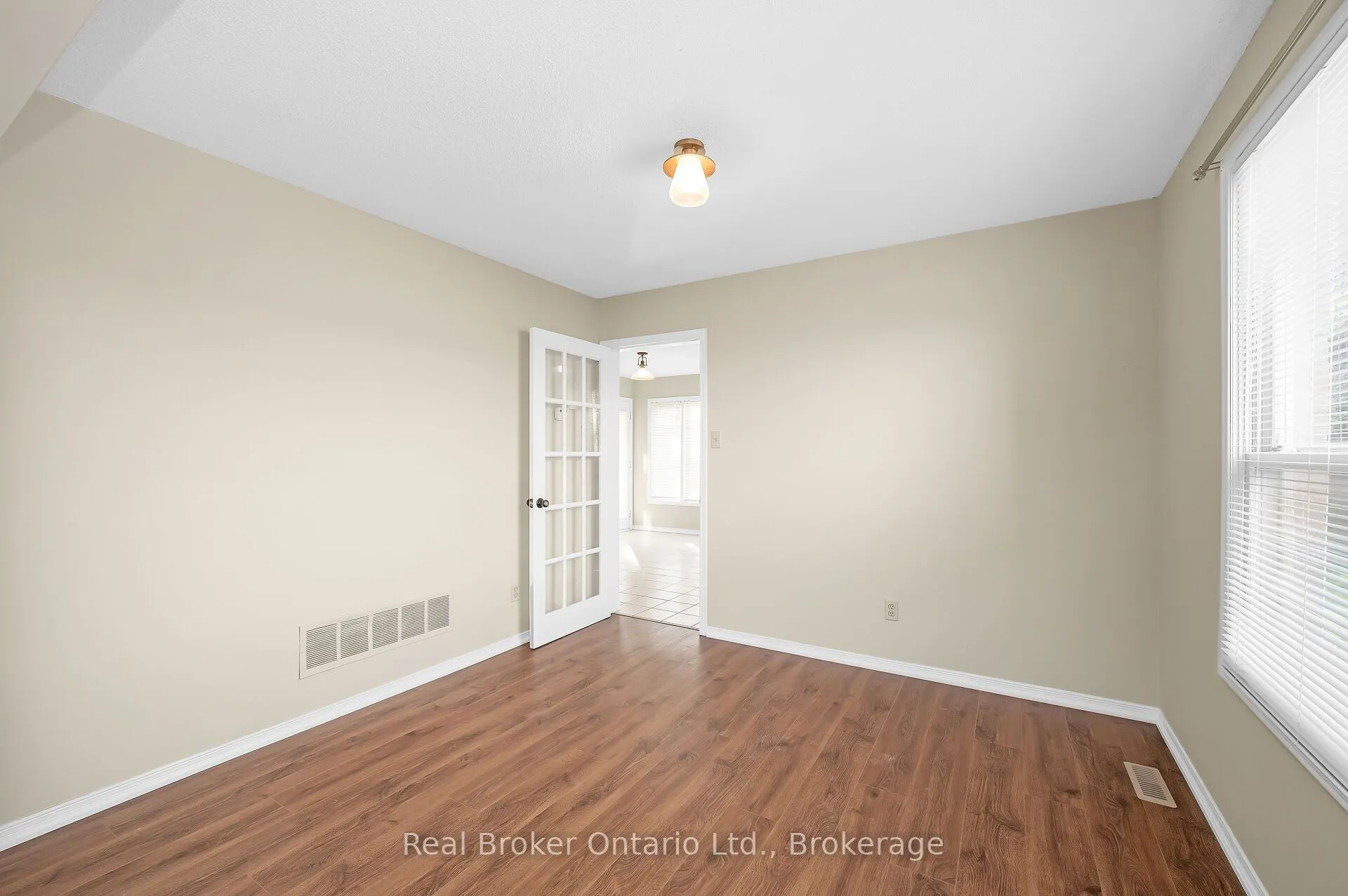 10 Avonbridge Court