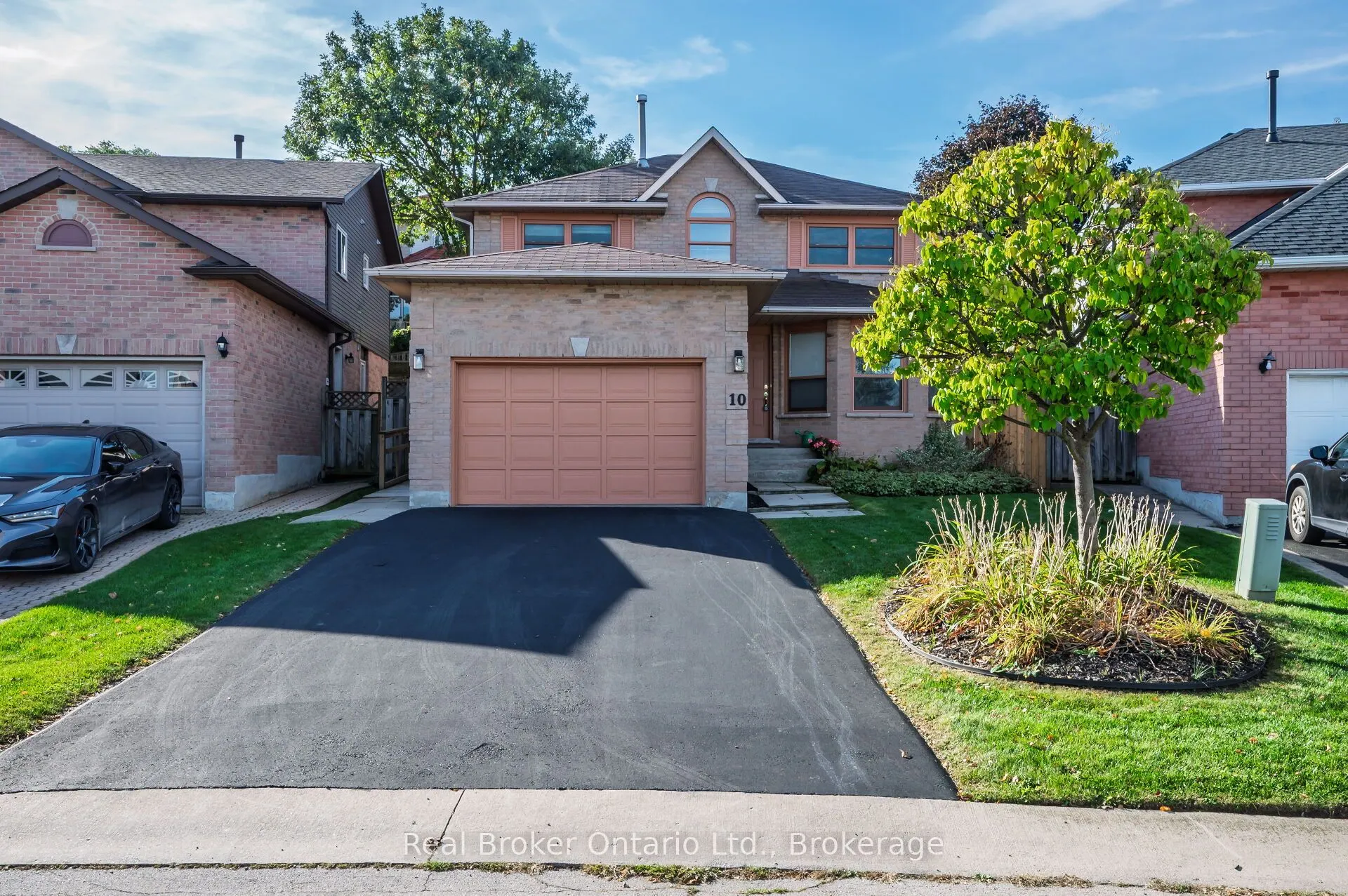 10 Avonbridge Court