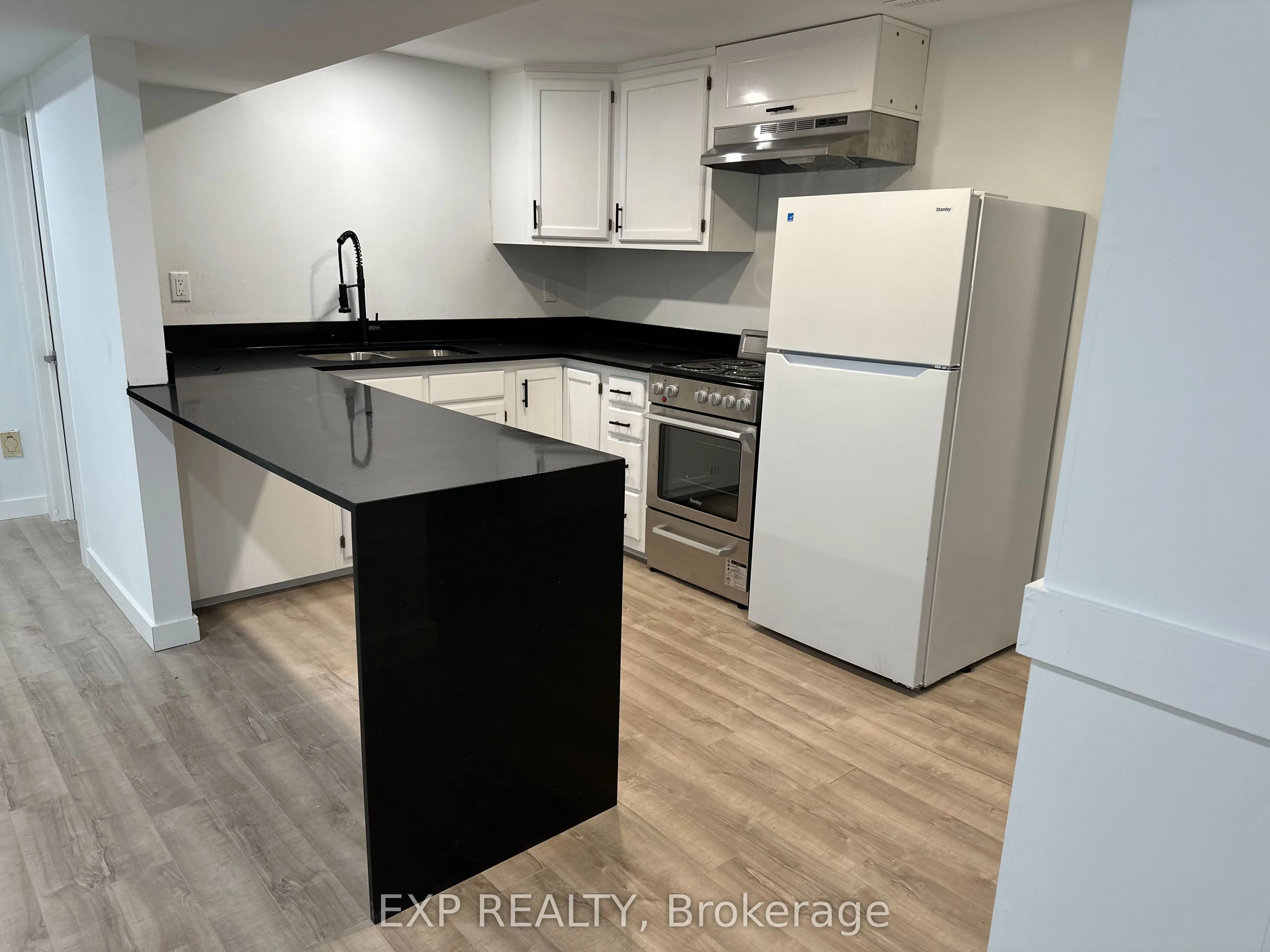 90 Commercial Street, #LOWER