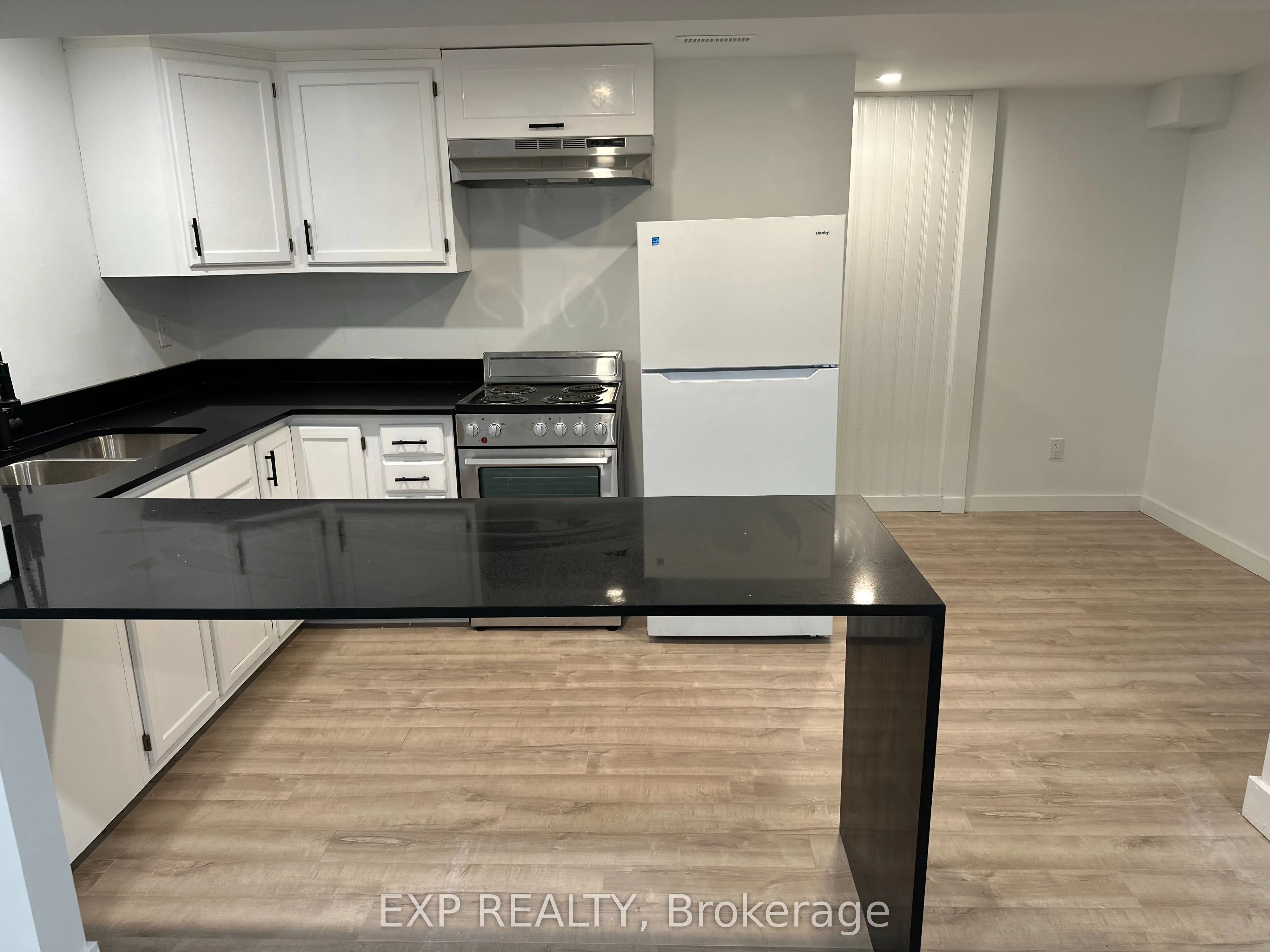 90 Commercial Street, #LOWER