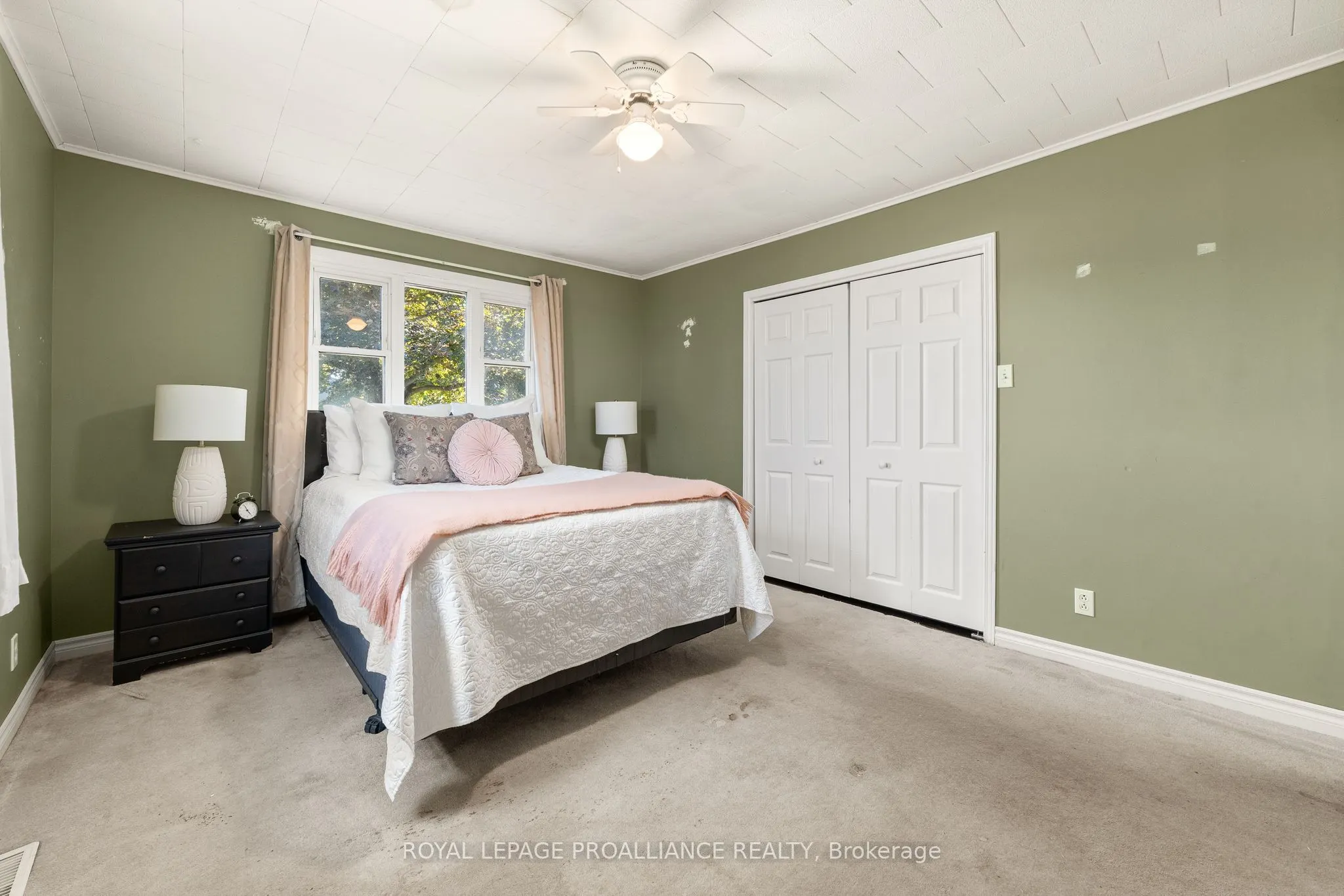 1067 AIRPORT Parkway