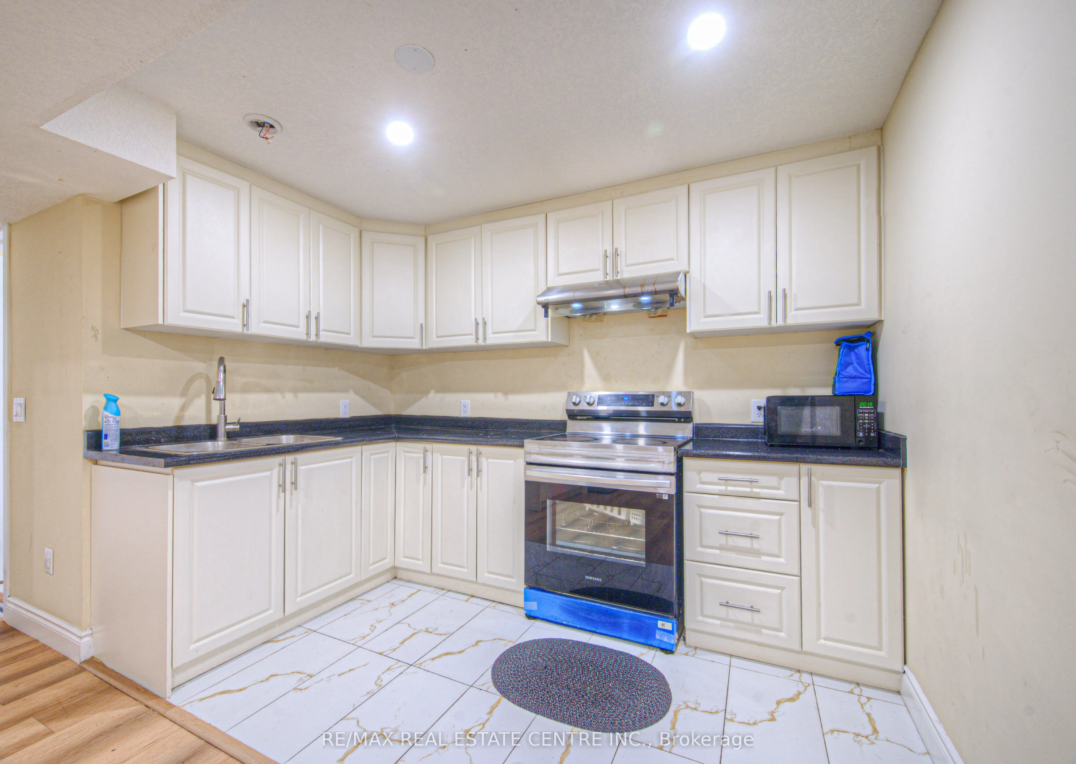 434 Woodbine Avenue