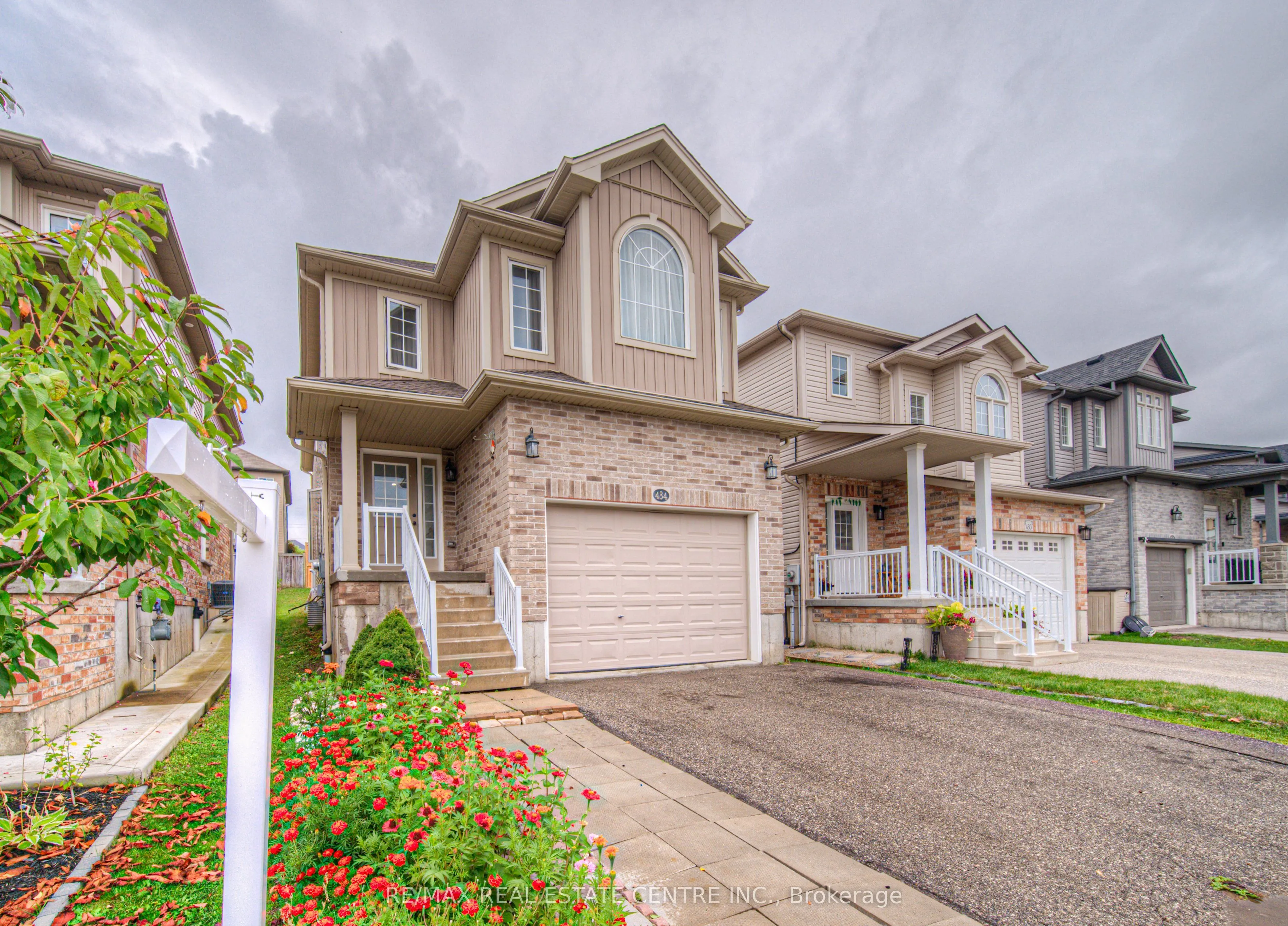 434 Woodbine Avenue