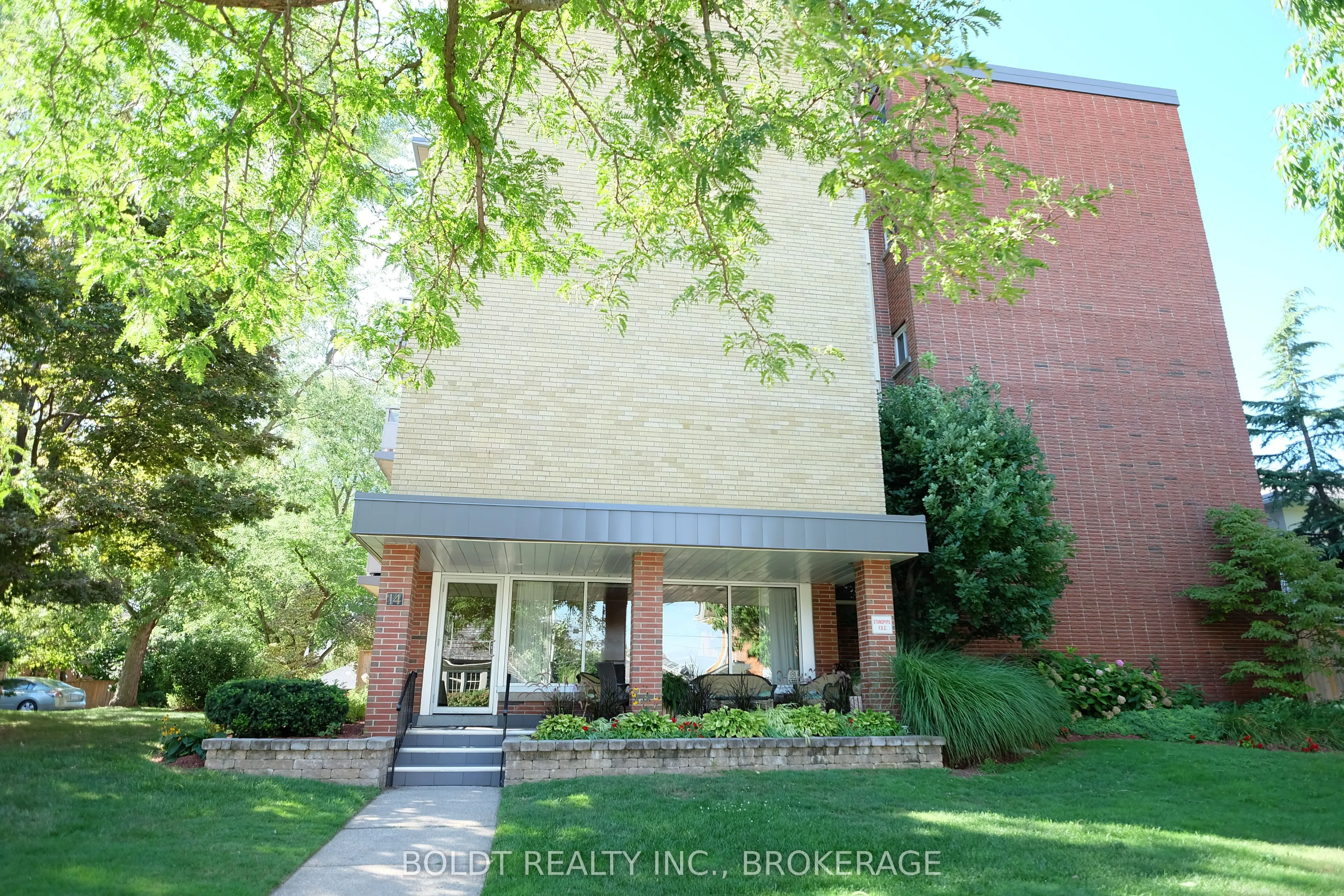 14 Norris Place, #201